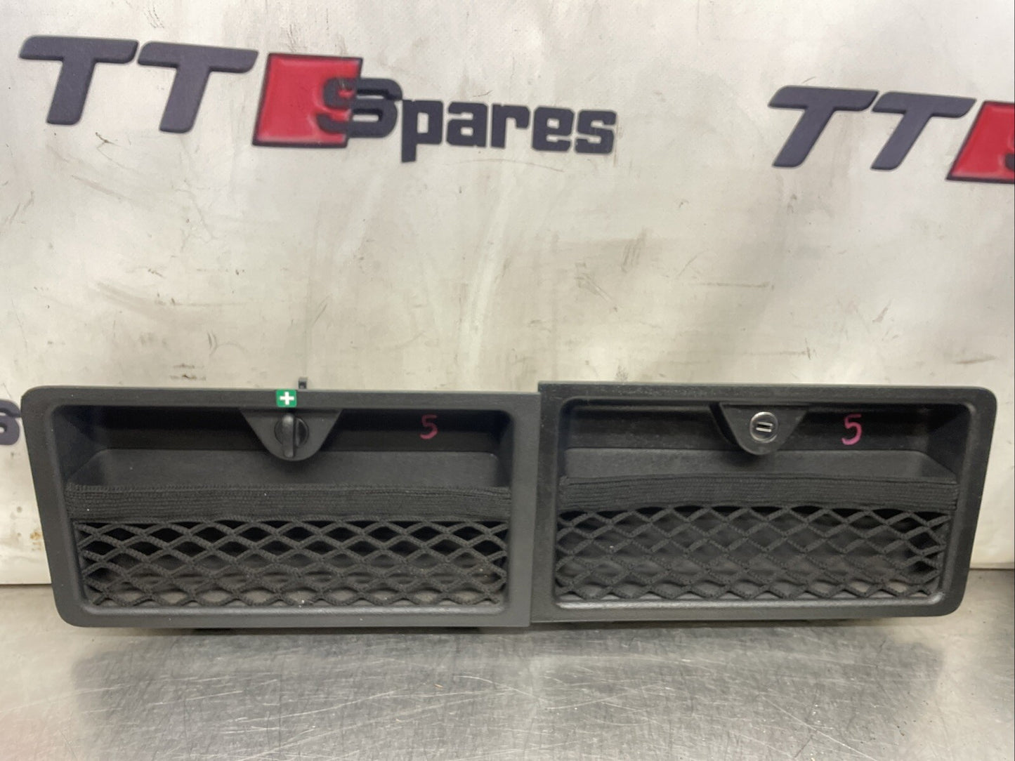 AUDI TT 8N MK1 Roadster Access Panel PAIR 8N7867401 8N7867402