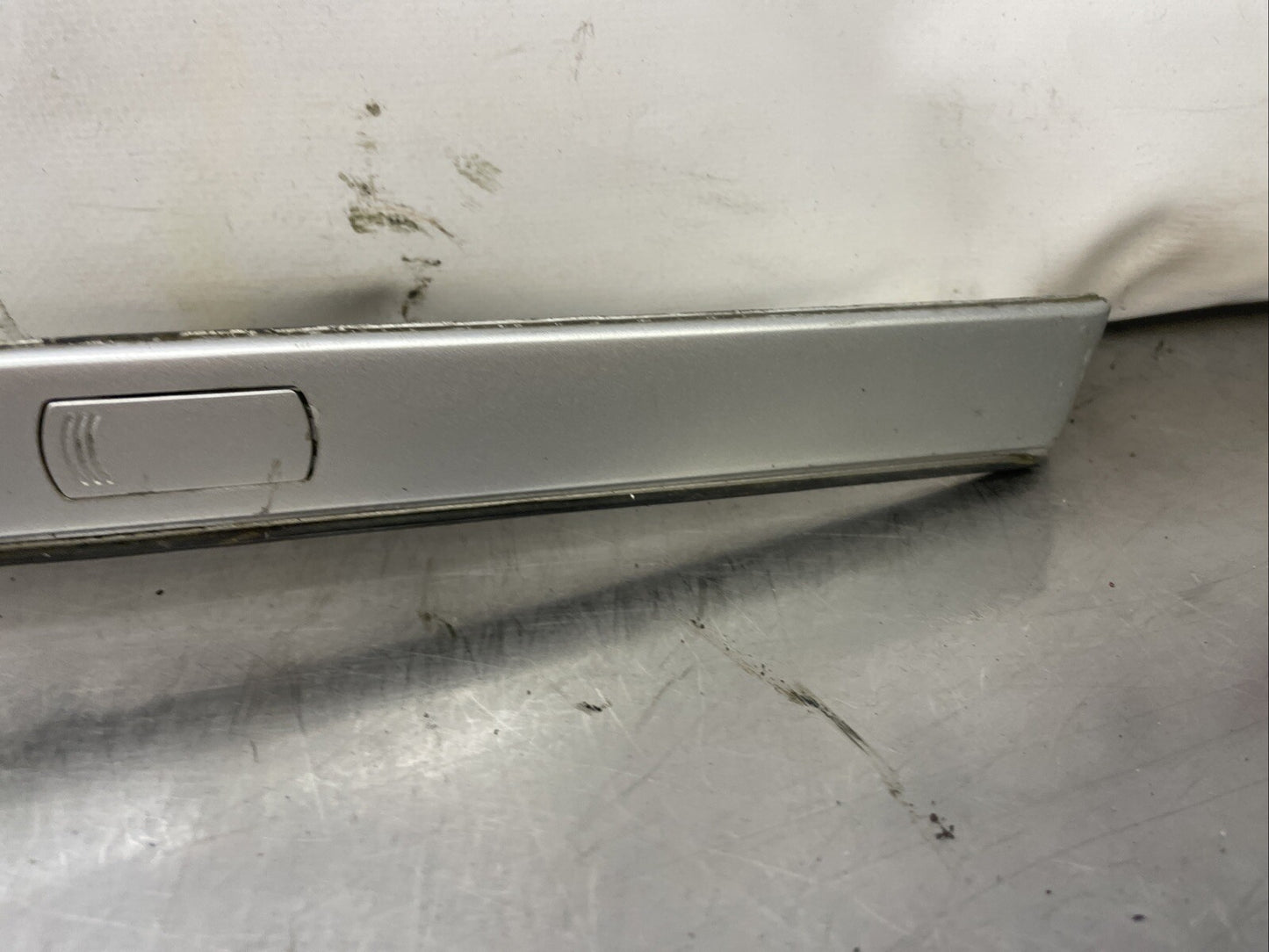 Dachleiste links Audi TT 8N Leiste Dach LICHTSILBER LY7W 8N8853705D silber
