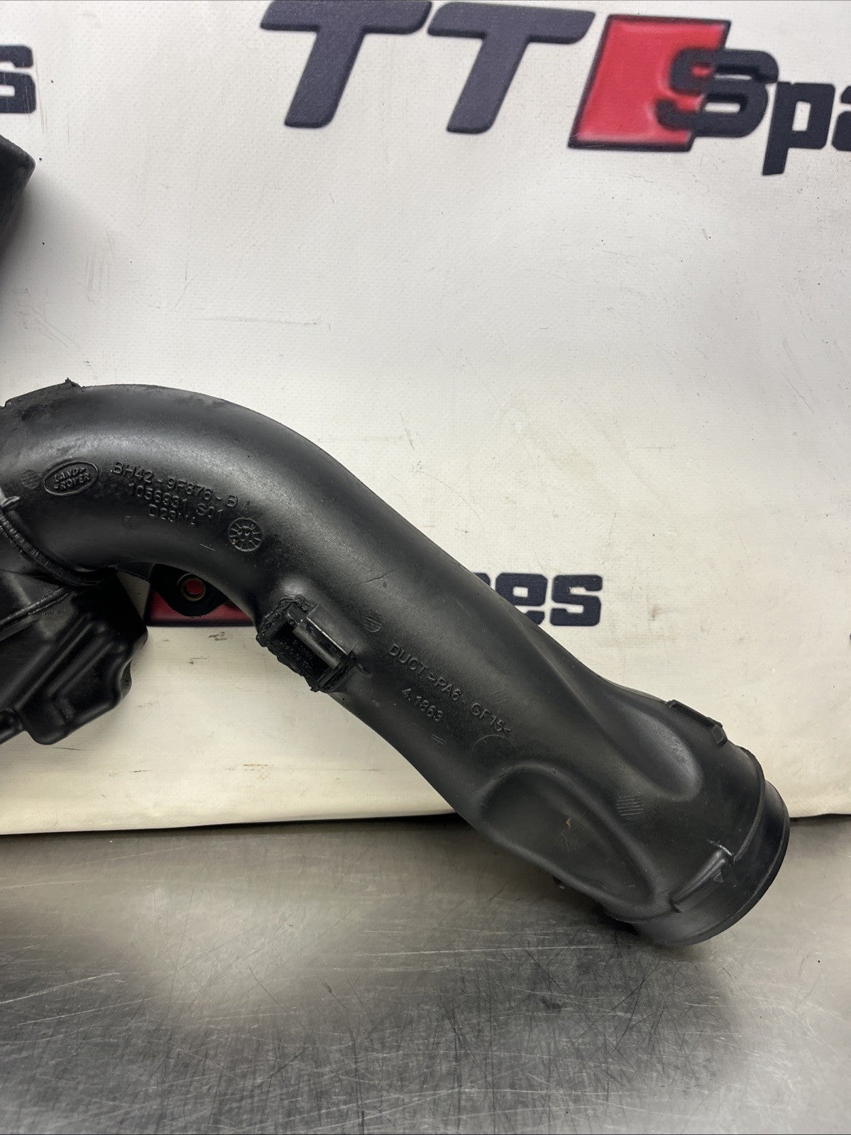 Range Rover L322 4.4 TDV8 Offside Turbo Intake Pipe BH429F876BA