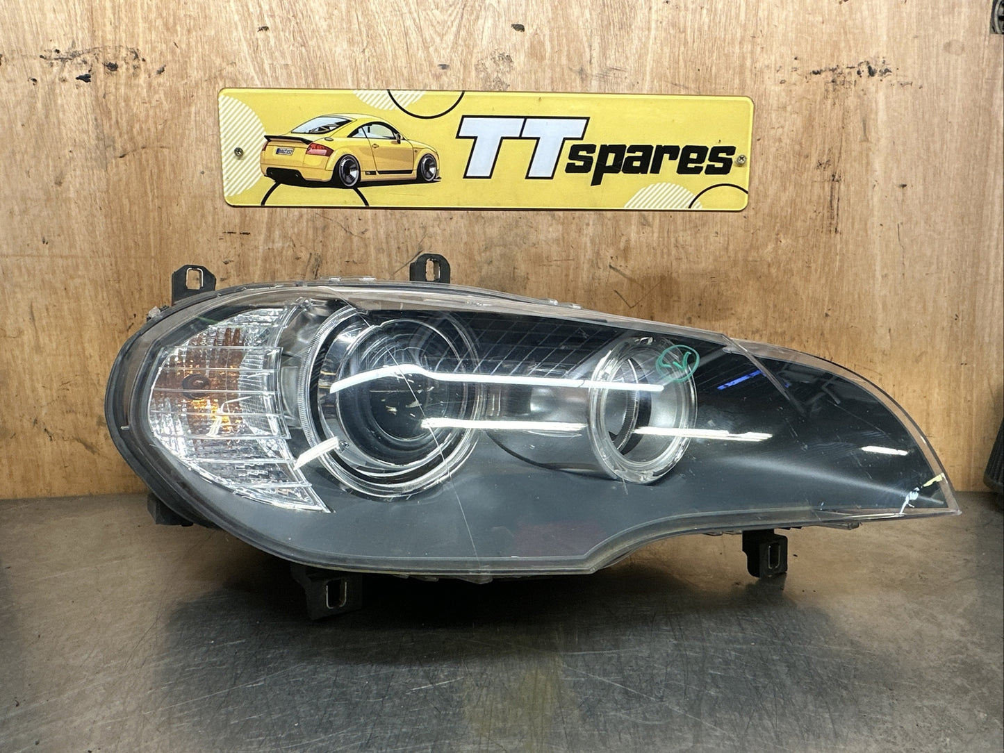 BMW X5 E70 2008 RHD right headlights 7158932 EPK7613