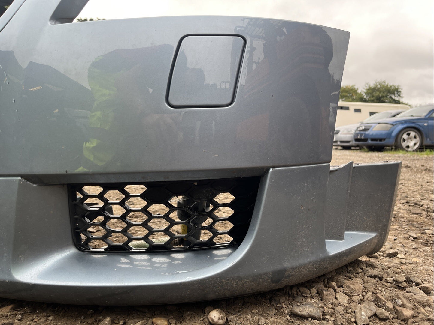 AUDI TT 8n mk1 3.2 V6 COMPLETE FRONT BUMPER + GRILLS WASHER JETS Glacier Blue