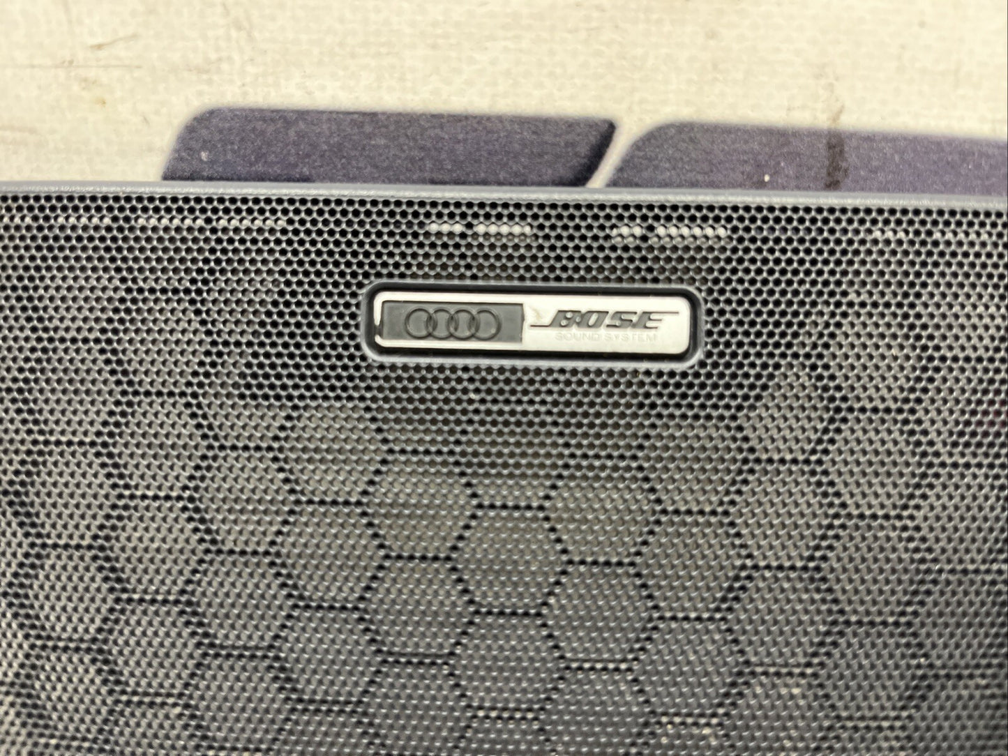 Audi TT 8N MK1 Right Offside O/s Bose Speaker Grill Cover 8N0035420A Blue