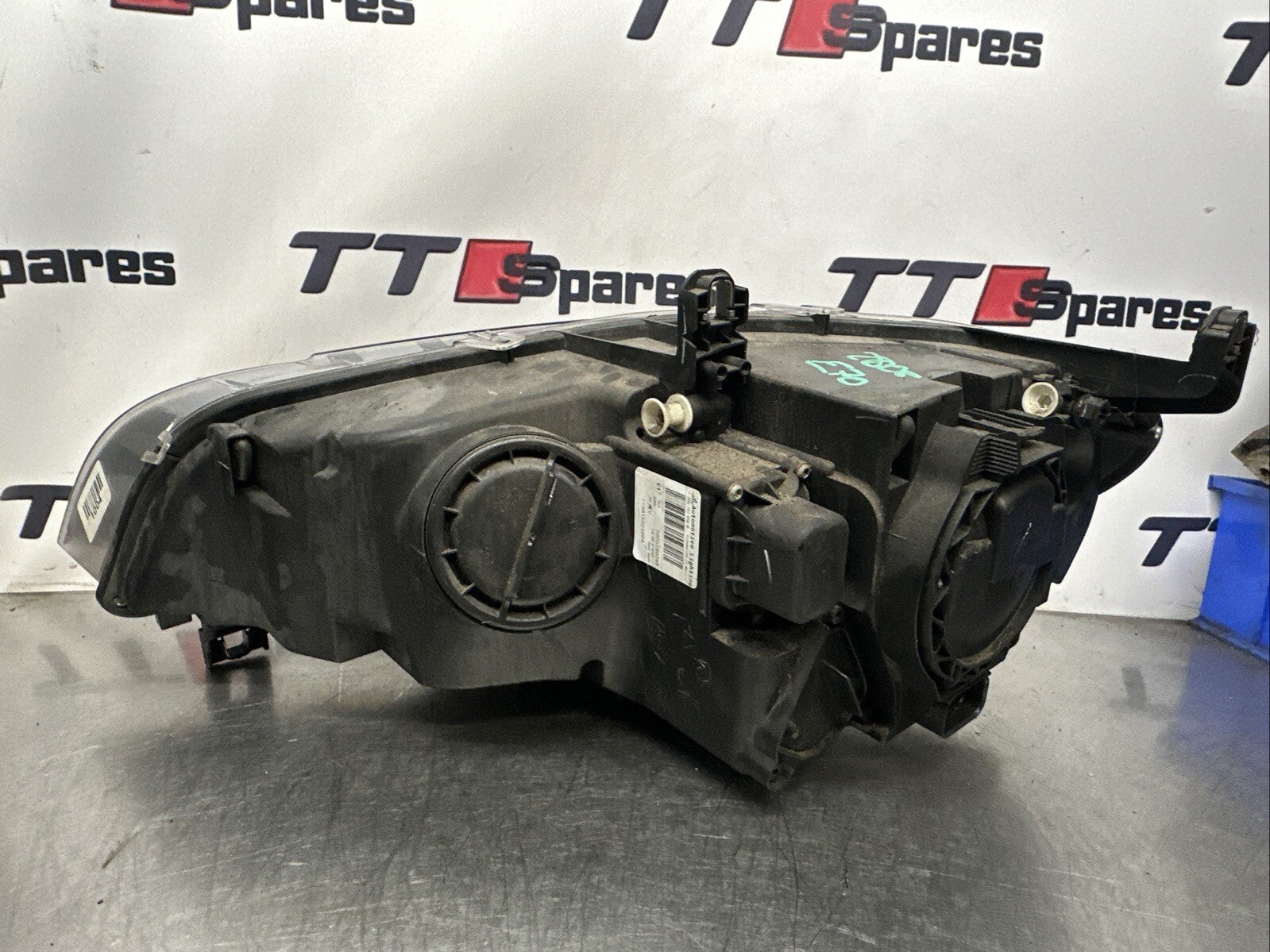 BMW X5 E70 2008 RIGHT  headlight headlamp 710815021004