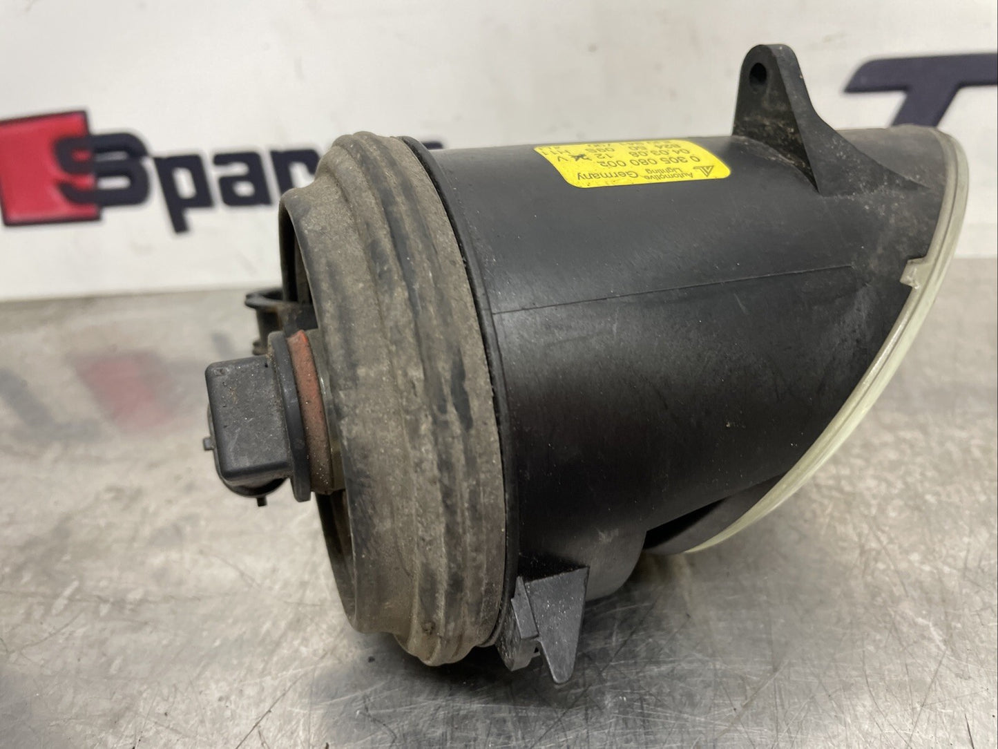 06-14 AUDI TT MK2 FOG LIGHT DRIVERSIDE 8J0941700 USED