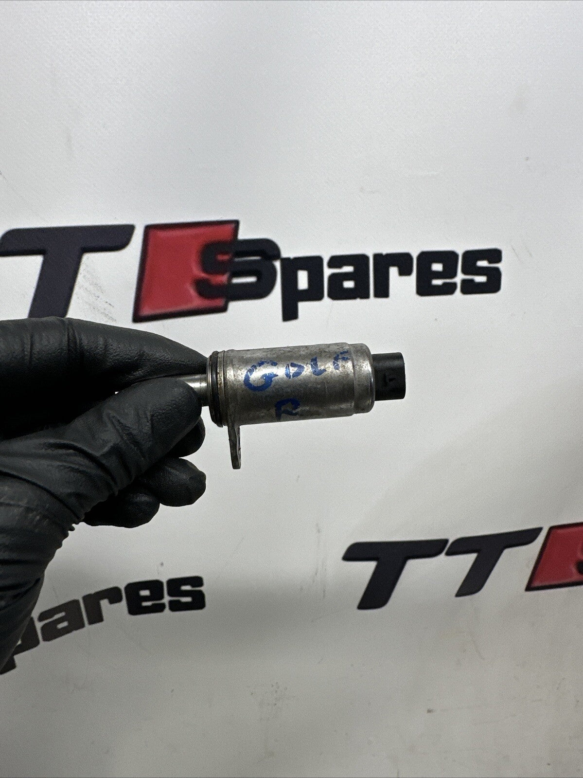 VW GOLF R AUDI S3 8V EURO 5 CAMSHAFT TIMING VALVE 2.0 TSI CJX 06E103697M 2016