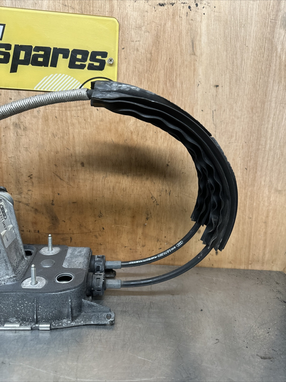 AUDI TTS 8J MK2 GEAR SELECTOR 6 SPEED MANUAL 2006 TO 2014 1K0711060B