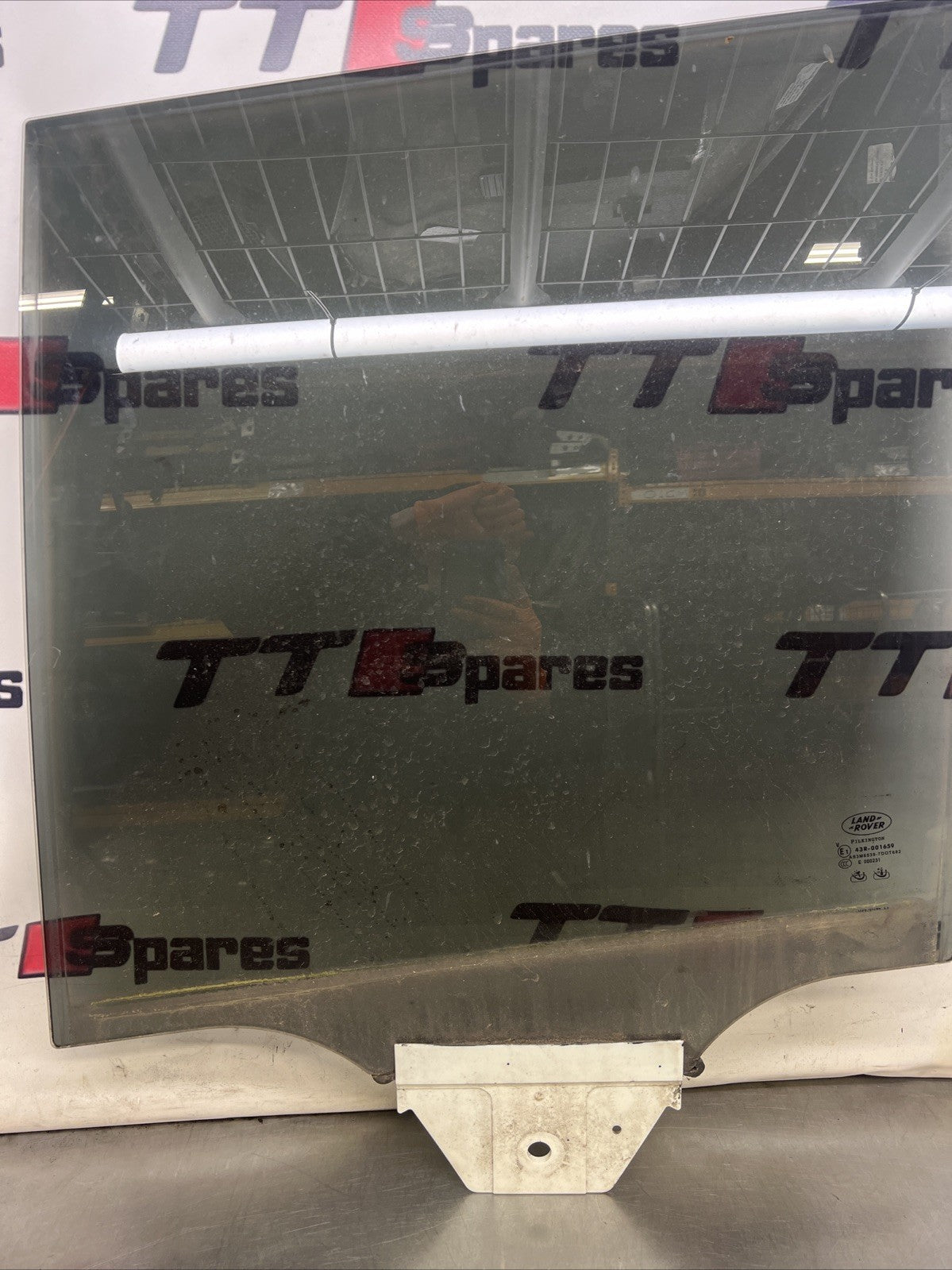 Range Rover L322 Window Glass Near Side Rear Double Glazed Tinted 2010 to 2012