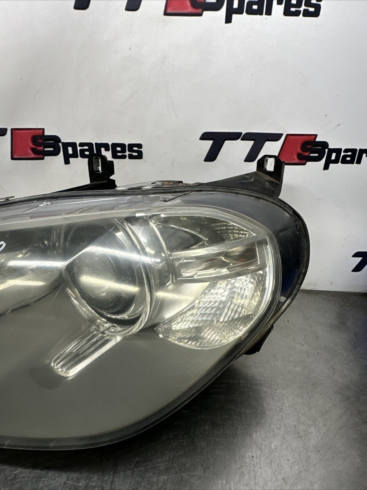 BMW X5 SERIES E70 FRONT LEFT PASSENGER NEAR SIDE XENON HEADLIGHT 7221893