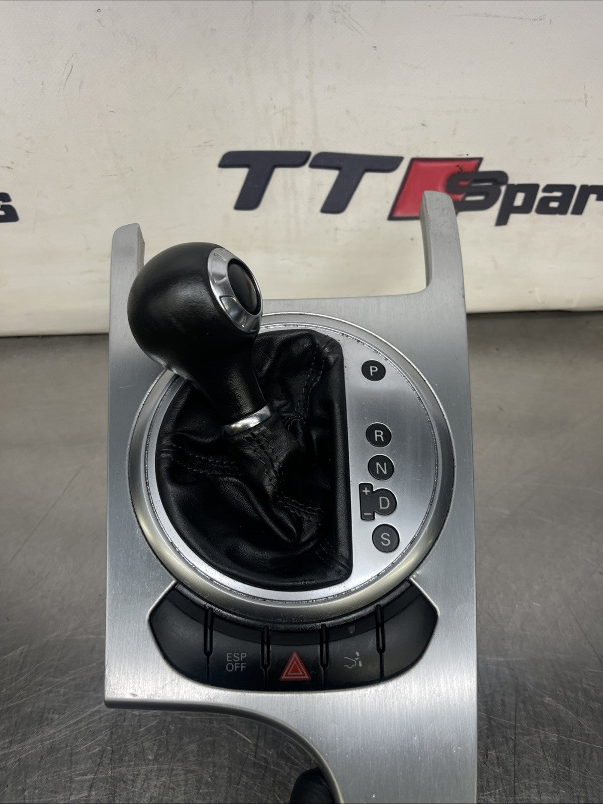 Audi TT Gear Knob Console Surround Trim 6Speed Manual 2007 MK2 8J OEM 8J2863916A