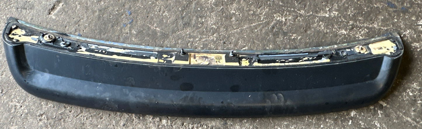 05 GENUINE Audi TT MK1 COUPE 3.2 V6 REAR BOOT SPOILER Glacier Blue