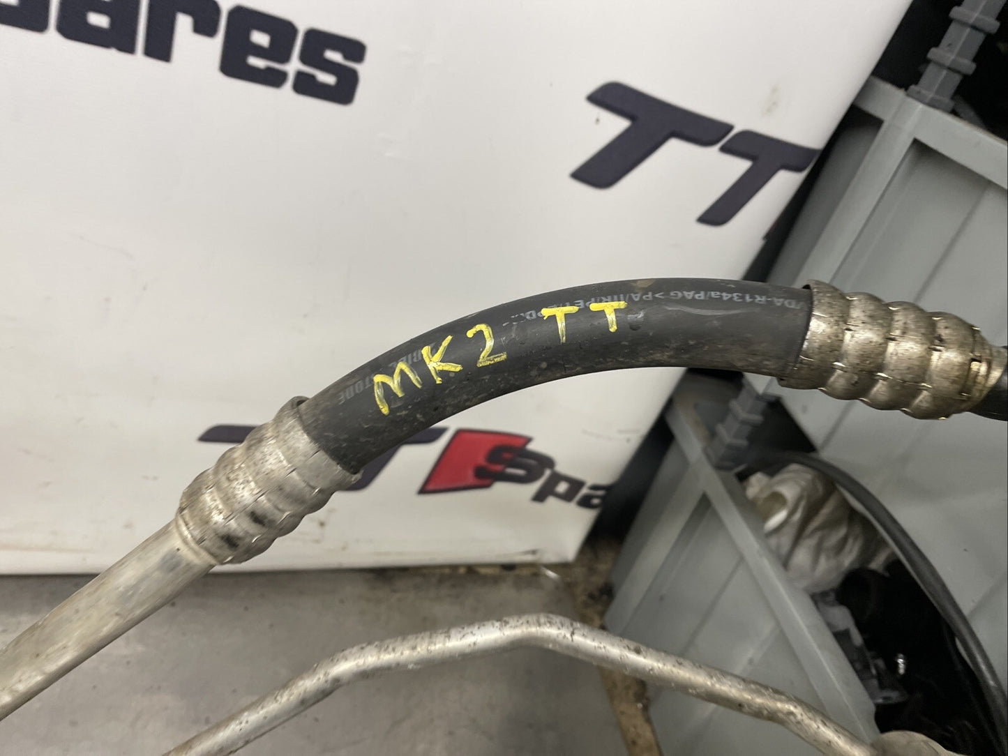 Audi TT 8J Mk2 3.2 V6 Air Conditioning Aircon Pipes 8J0820719G