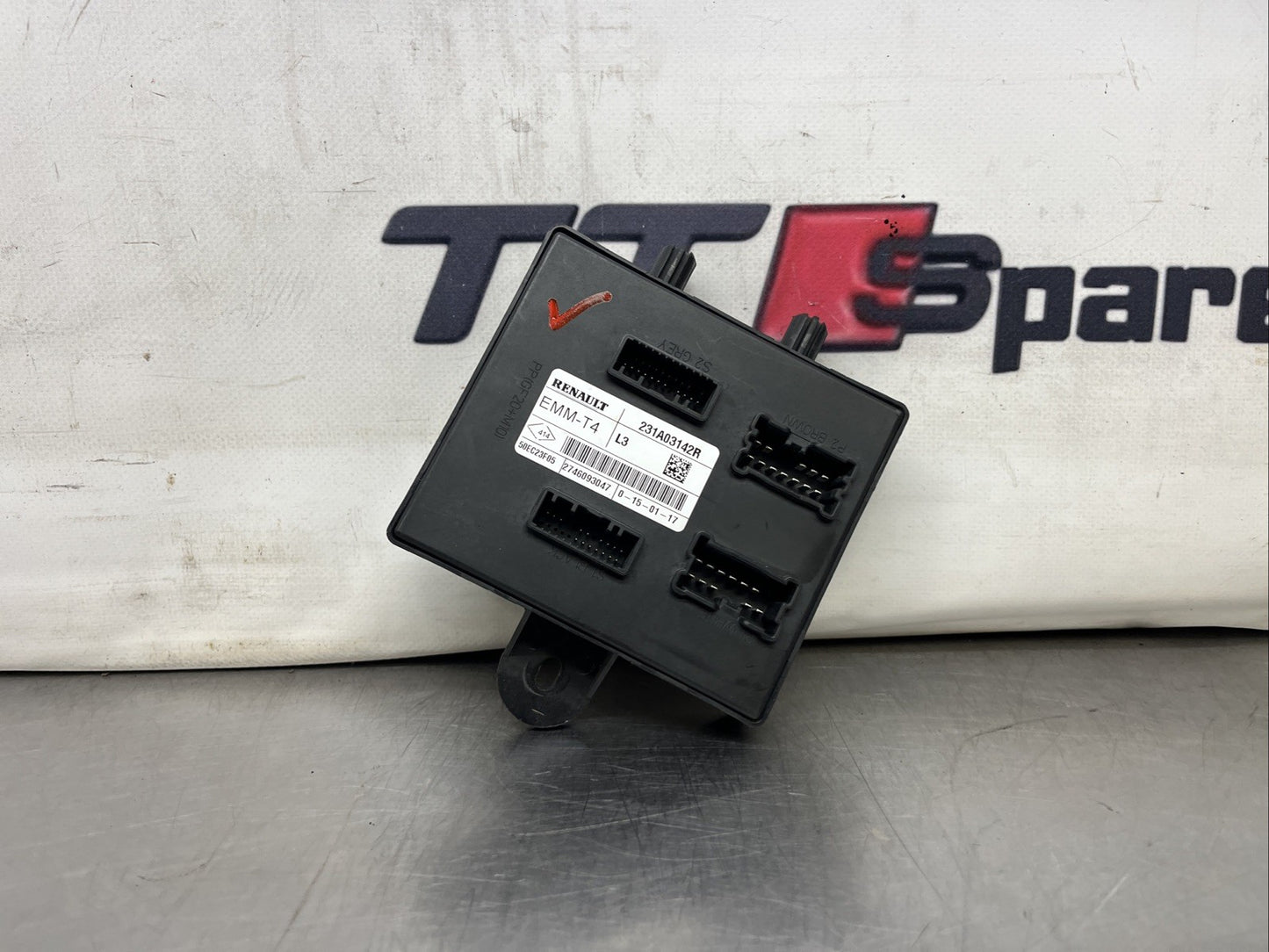 RENAULT TRAFIC 1.6 DIESEL BODY CONTROL MODULE BCM 231A03142R