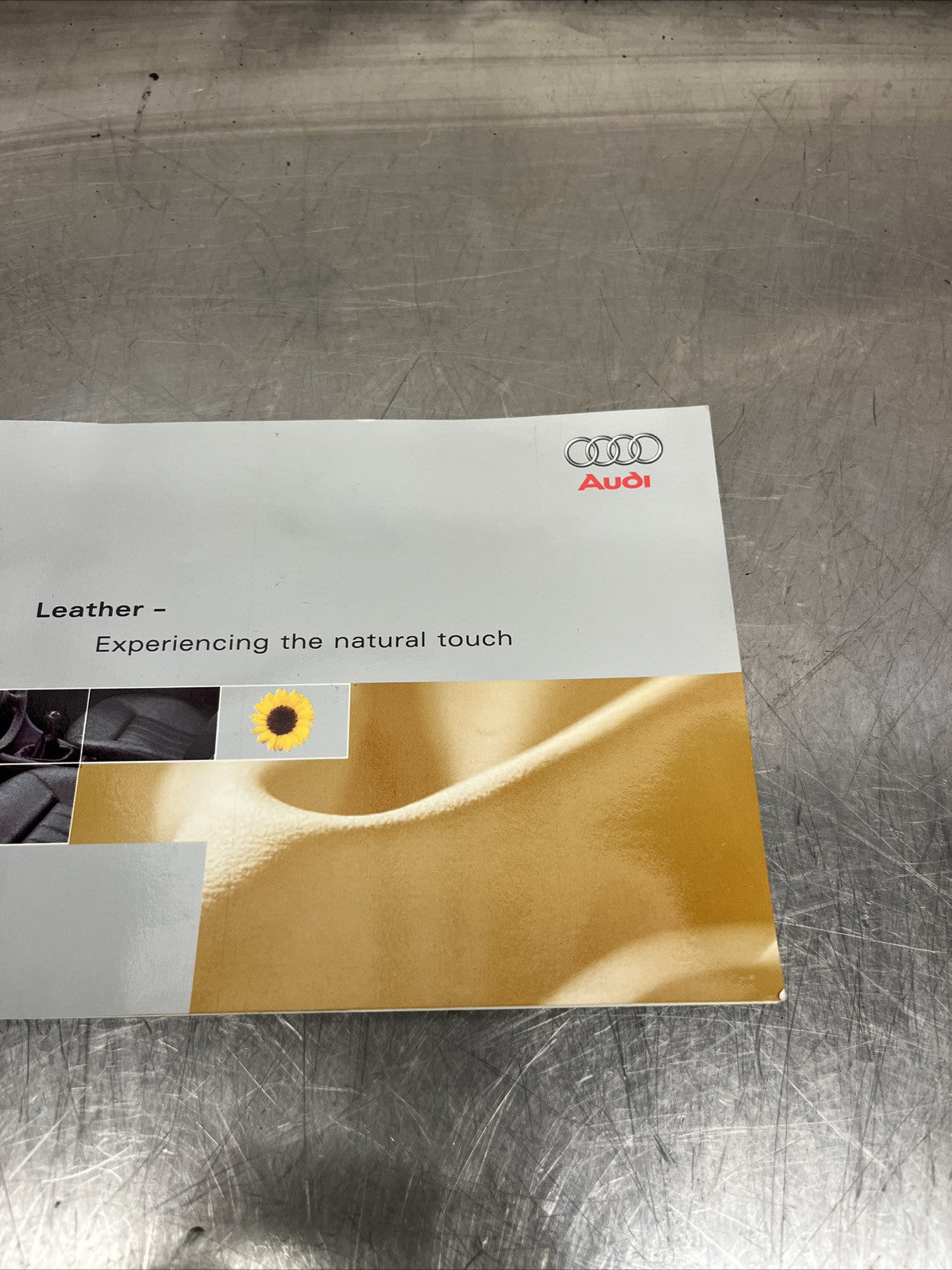 AUDI TT MK1 1998-2005 SERVICE BOOK “ LEATHER “