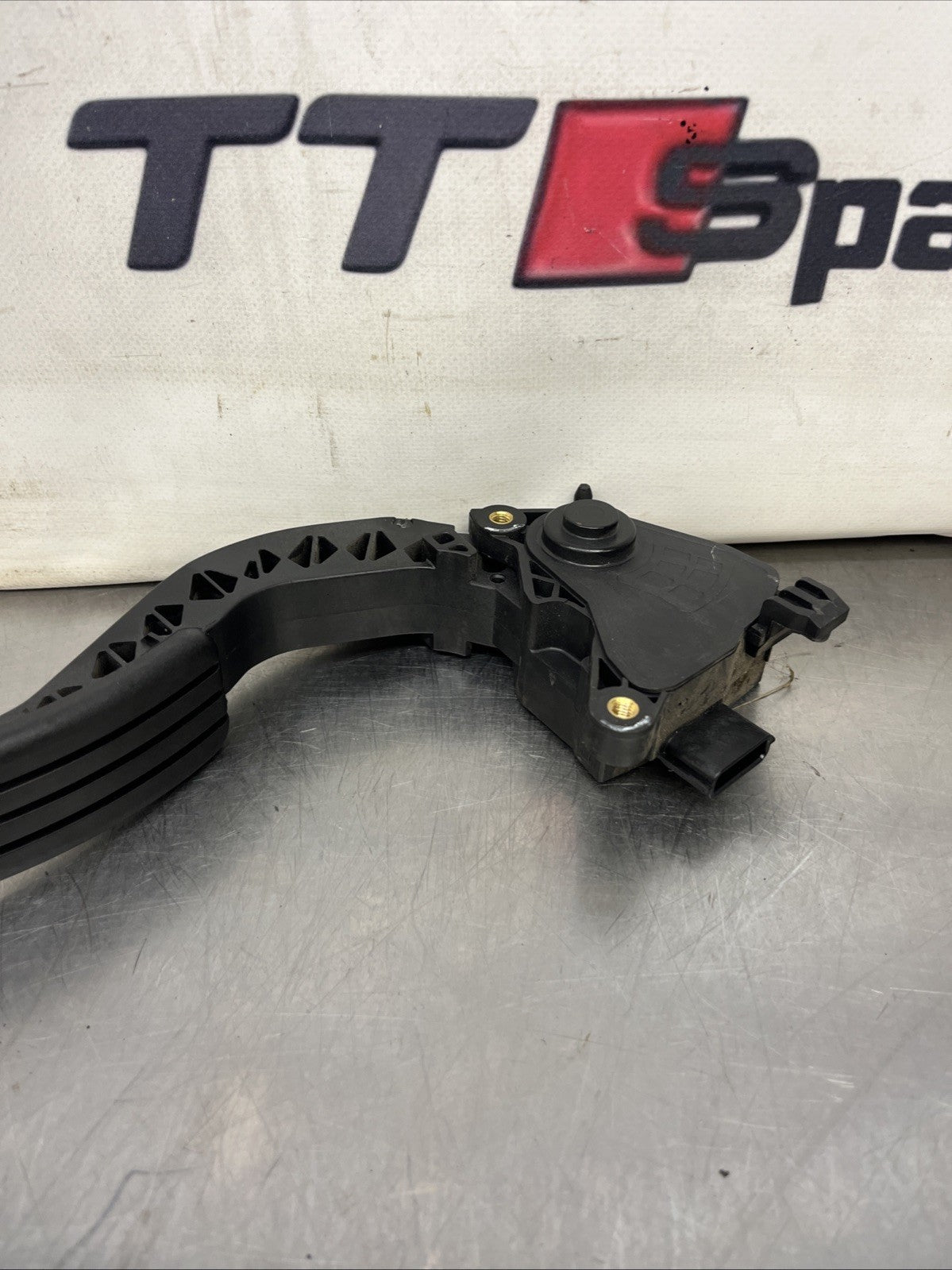 RENAULT TRAFIC ACCELERATOR THROTTLE PEDAL 180020024R MK3 2015 - 2019