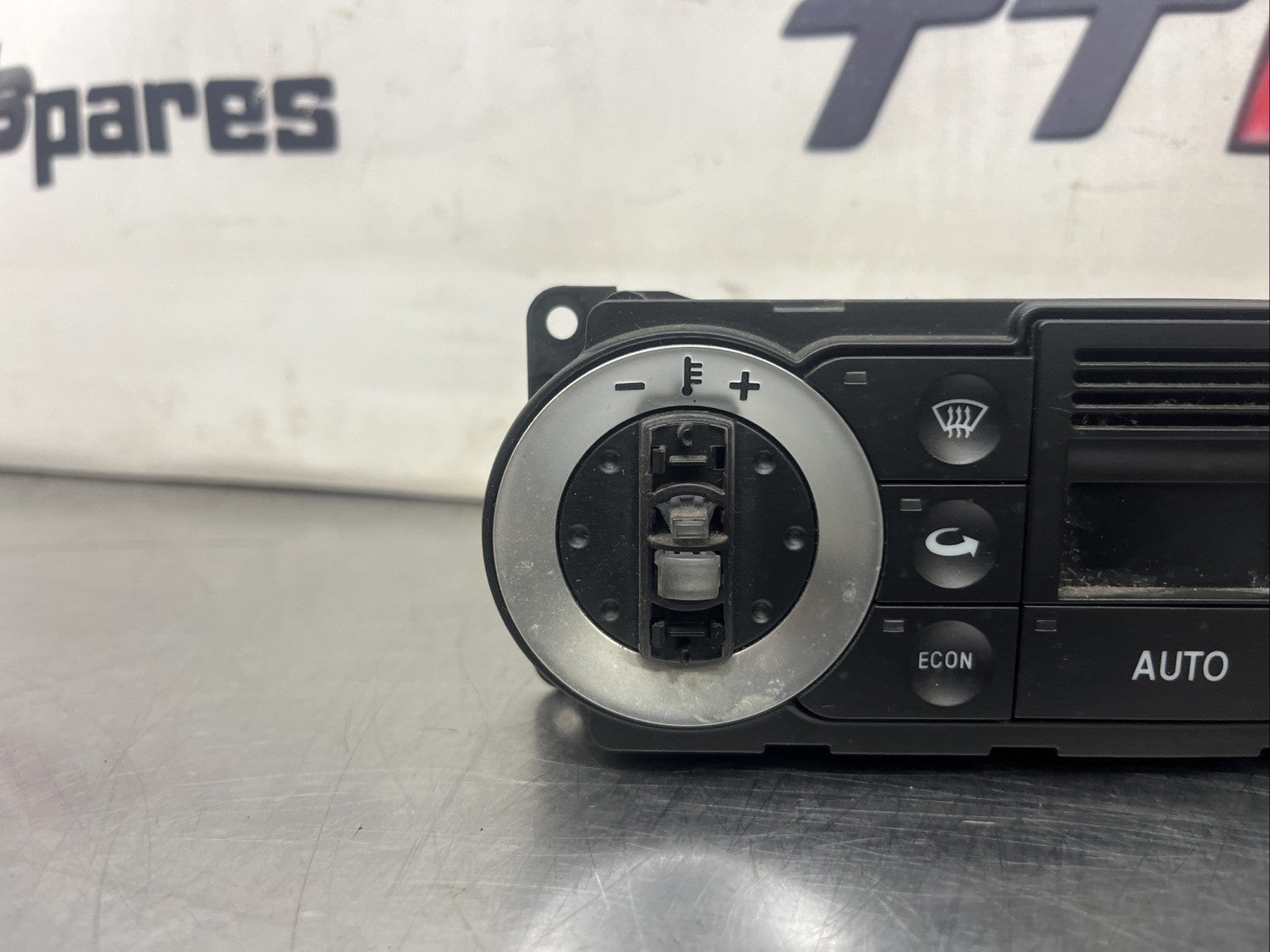 AUDI TT MK1 HEATER CLIMATE CONTROL PANEL 8N0820043A (NO KNOB COVERS)