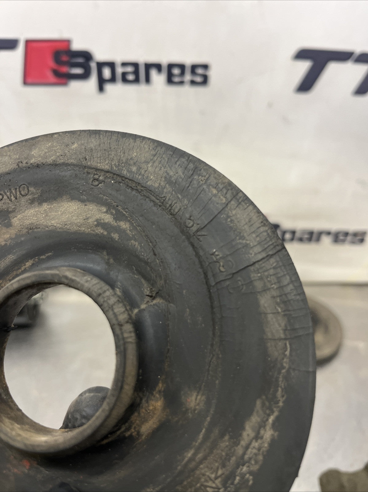 1J0512149D Audi TT S3 8L spring leg support rubber rear axle spring
