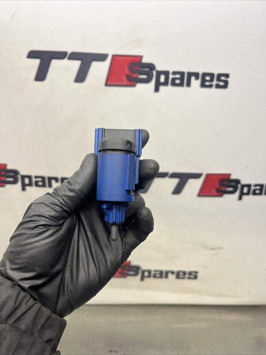 1J0945511D 1J0945511 Brake Light Stop Switch VW Volkswagen BLUE