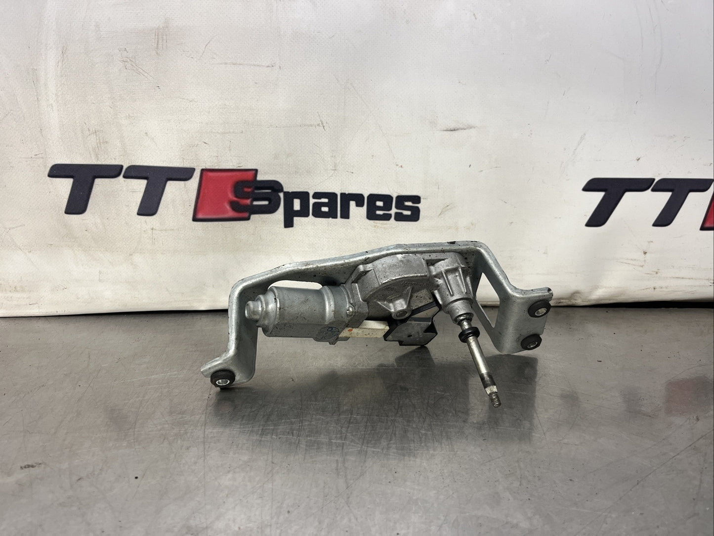 BMW 1 F20 M 135 i Rear Window Wiper Motor 7258532 18558210 2013