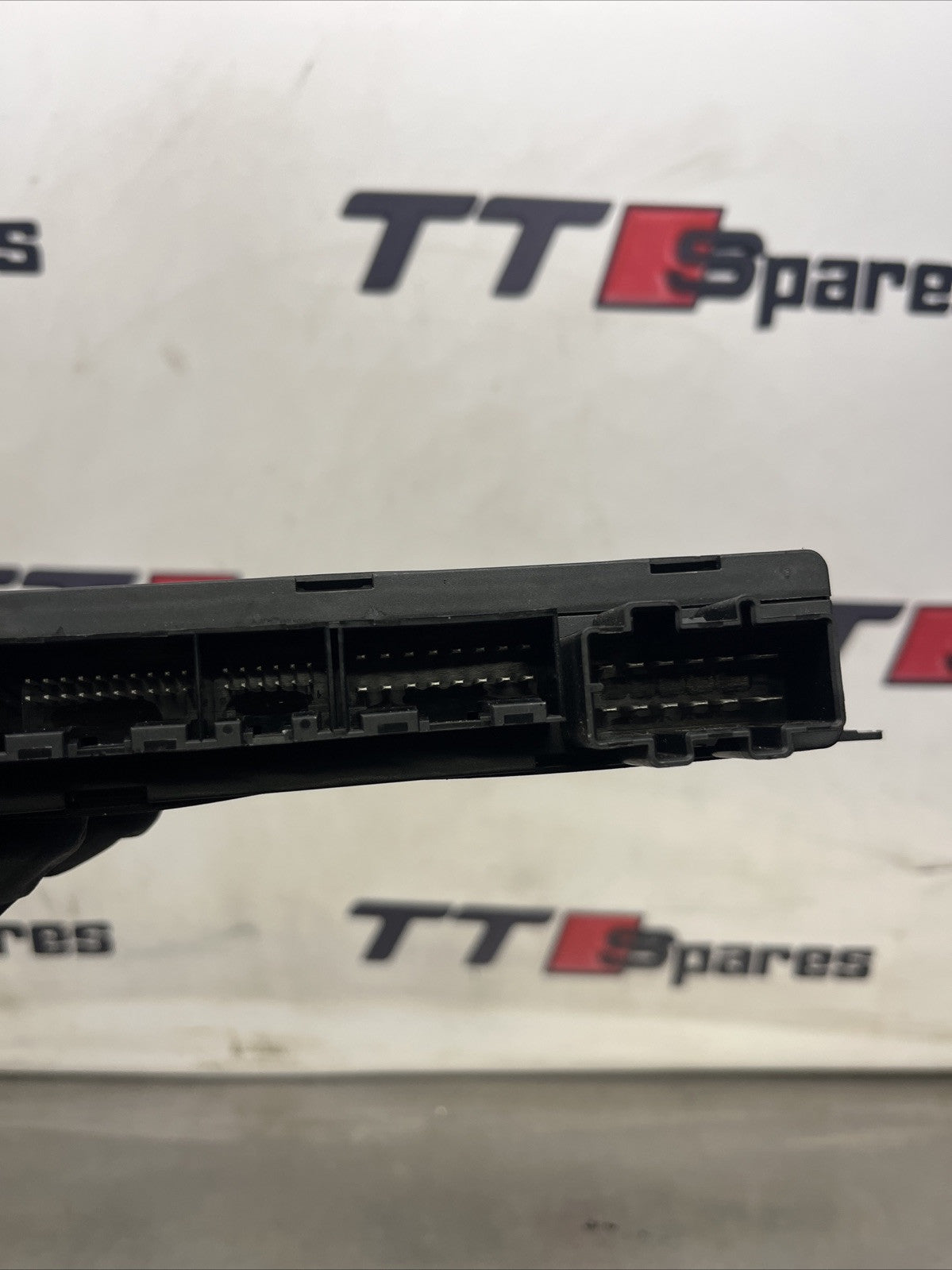 Audi TT MK1 8N QUATTRO CONVENIENCE CONTROL MODULE CCM ECU 8N8962267E