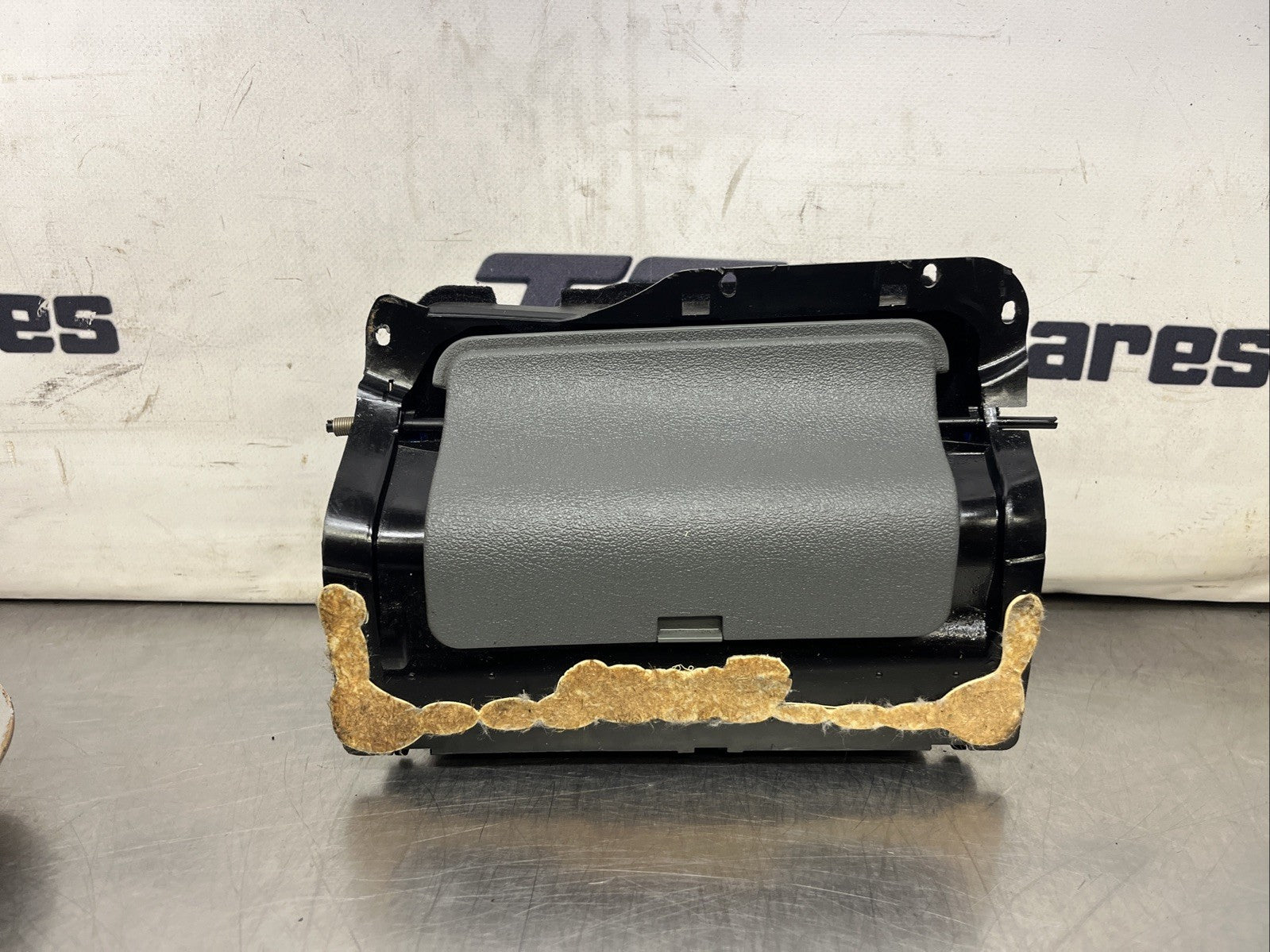 Audi TT MK1 Quarter Panel 6 Disc Flap Oem Genuine