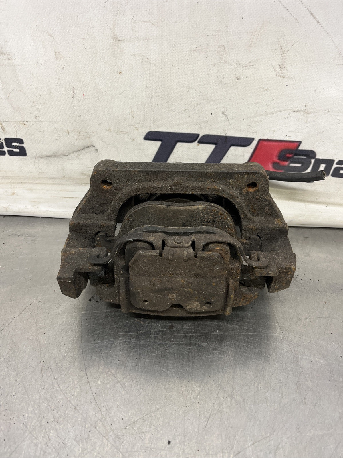 BMW X5 BRAKE CALIPER FRONT LEFT PASSENGER SIDE E70 2007 - 2009