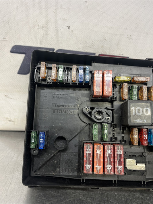 1K0937125A 2009 VW GOLF MK5 1.9 TDI POWER BOARD FUSE BOX #9