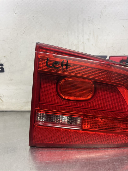 VOLKSWAGEN TOURAN TAIL LIGHT INNER REAR LEFT PASSENGER SIDE MK1 1T3 2011