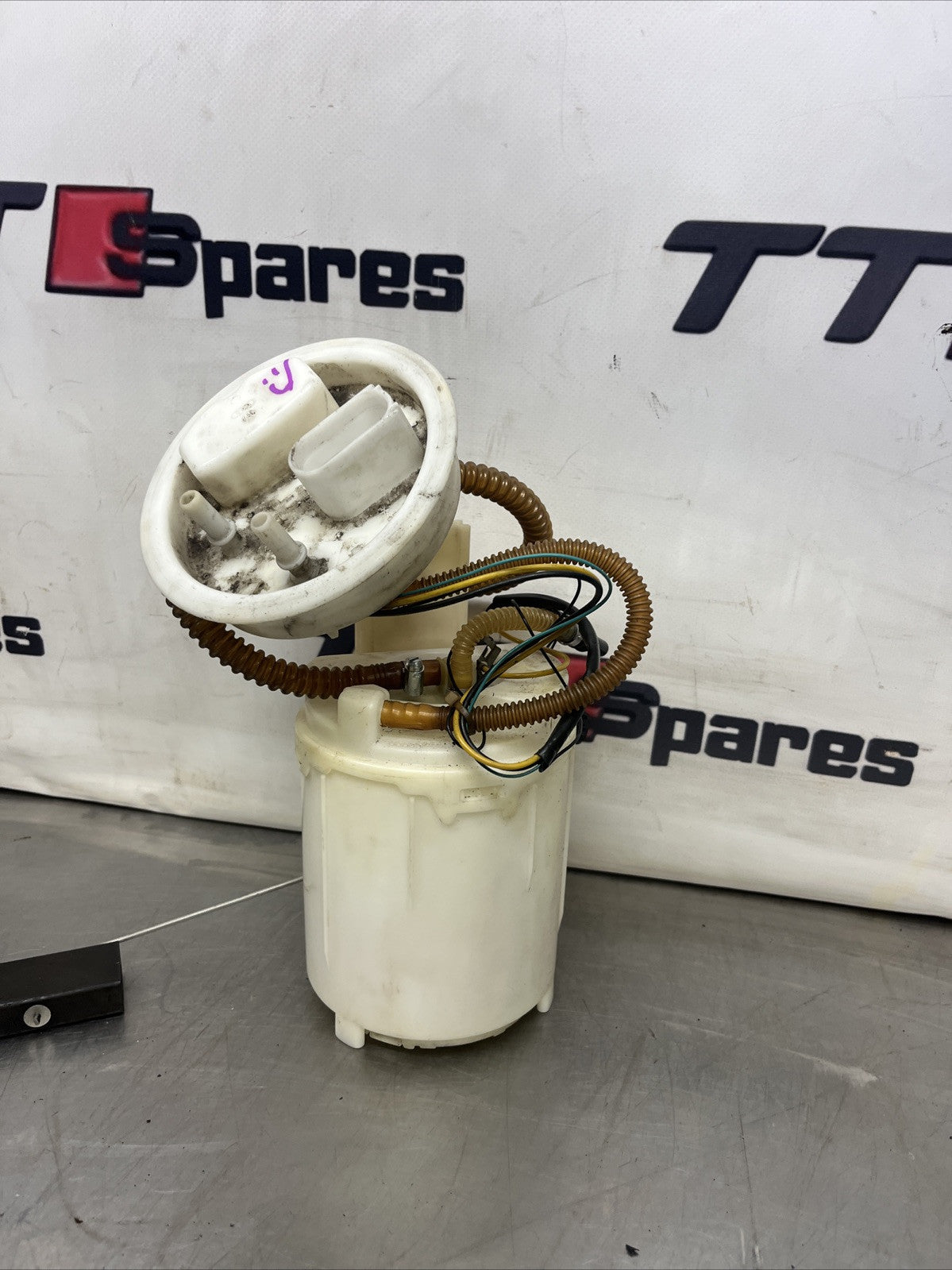 2003-06 AUDI TT Mk1 8n QUATTRO 1.8t + 3.2 V6 FUEL PUMP & SENDER 8L9919051J VDO