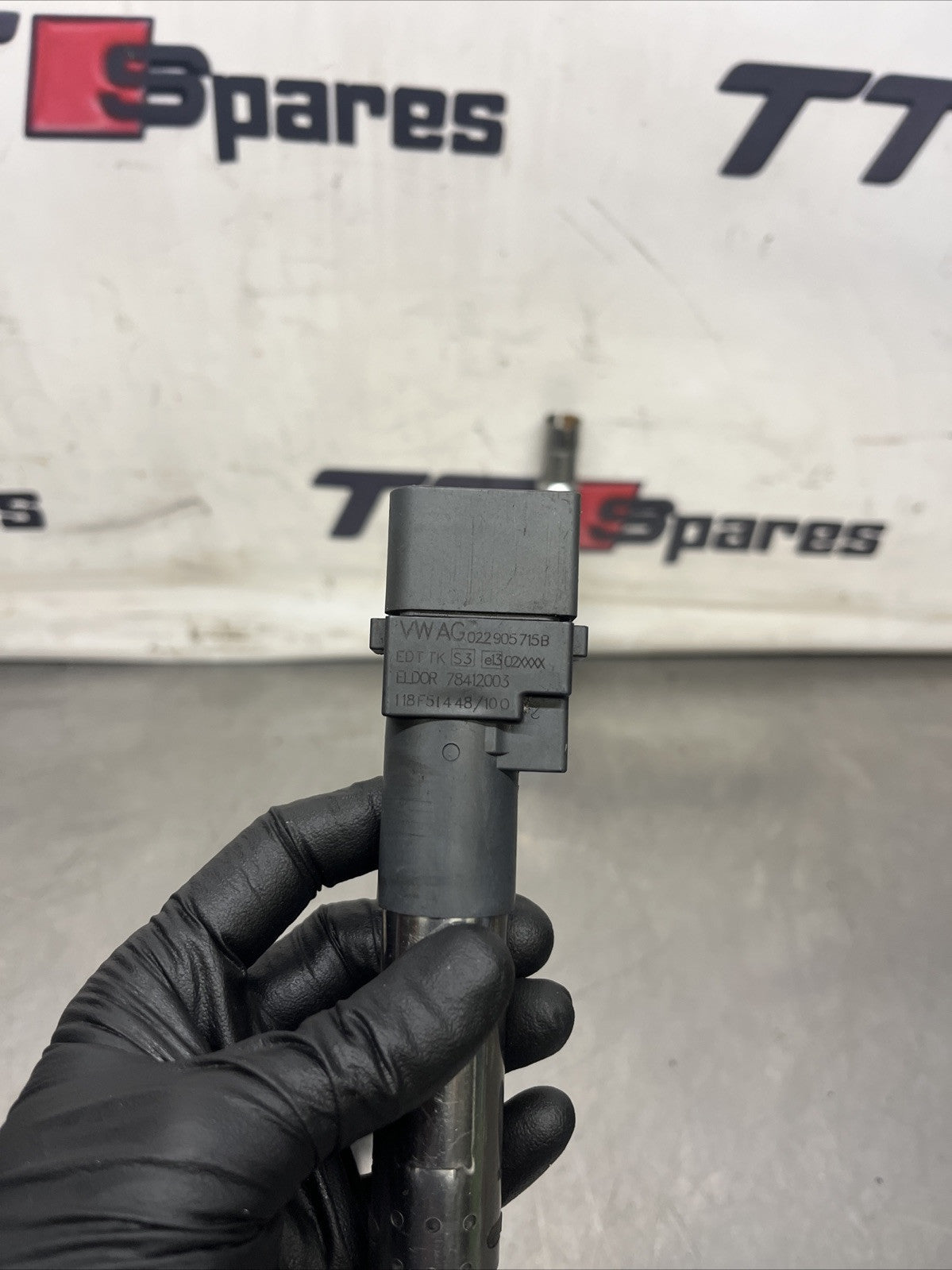 Audi TT V6 Quattro 2004 3.2 petrol ignition coil pack x4 set 0986221051 GENUINE