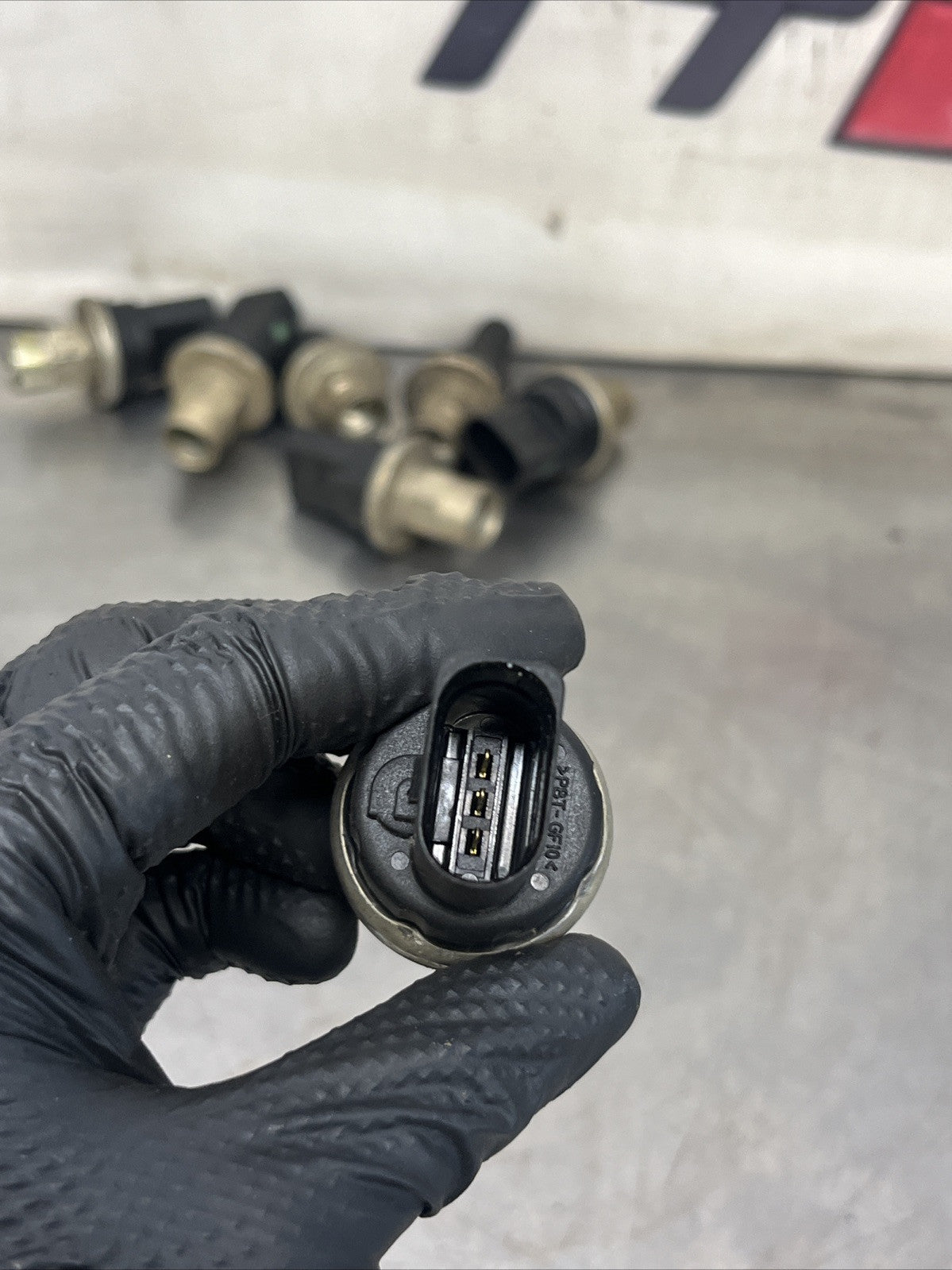 VW TT Golf Passat Touareg Air Conditioning Aircon Pressure Sensor 1J0959126