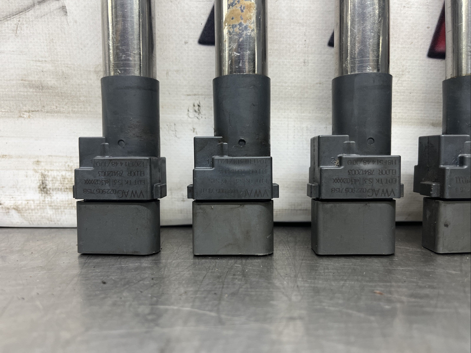 Audi TT V6 Quattro 2004 3.2 petrol ignition coil pack x4 set 0986221051 GENUINE