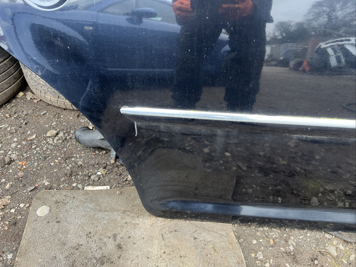 VOLKSWAGEN TOURAN 1T (2012) DRIVERS SIDE REAR DOOR IN BLACK