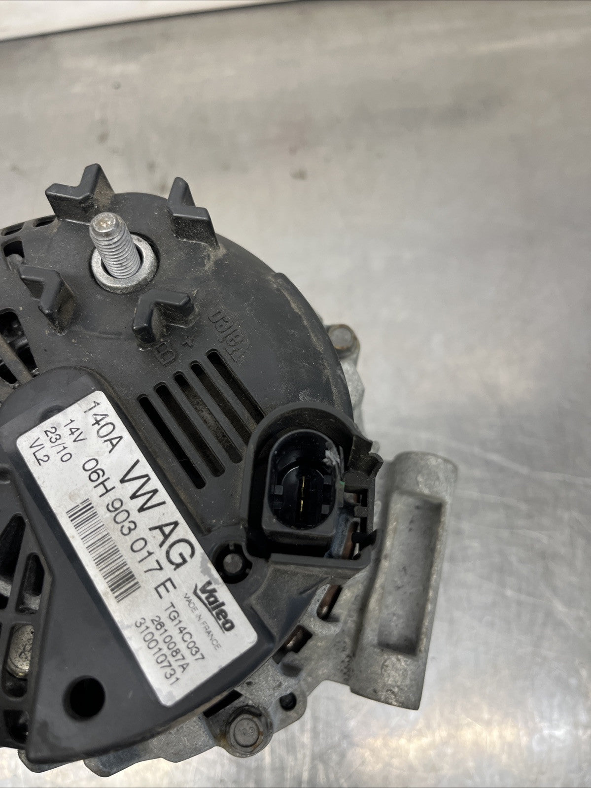 Audi TT 8J 2.0TFSI CESA Alternator 06H903017E