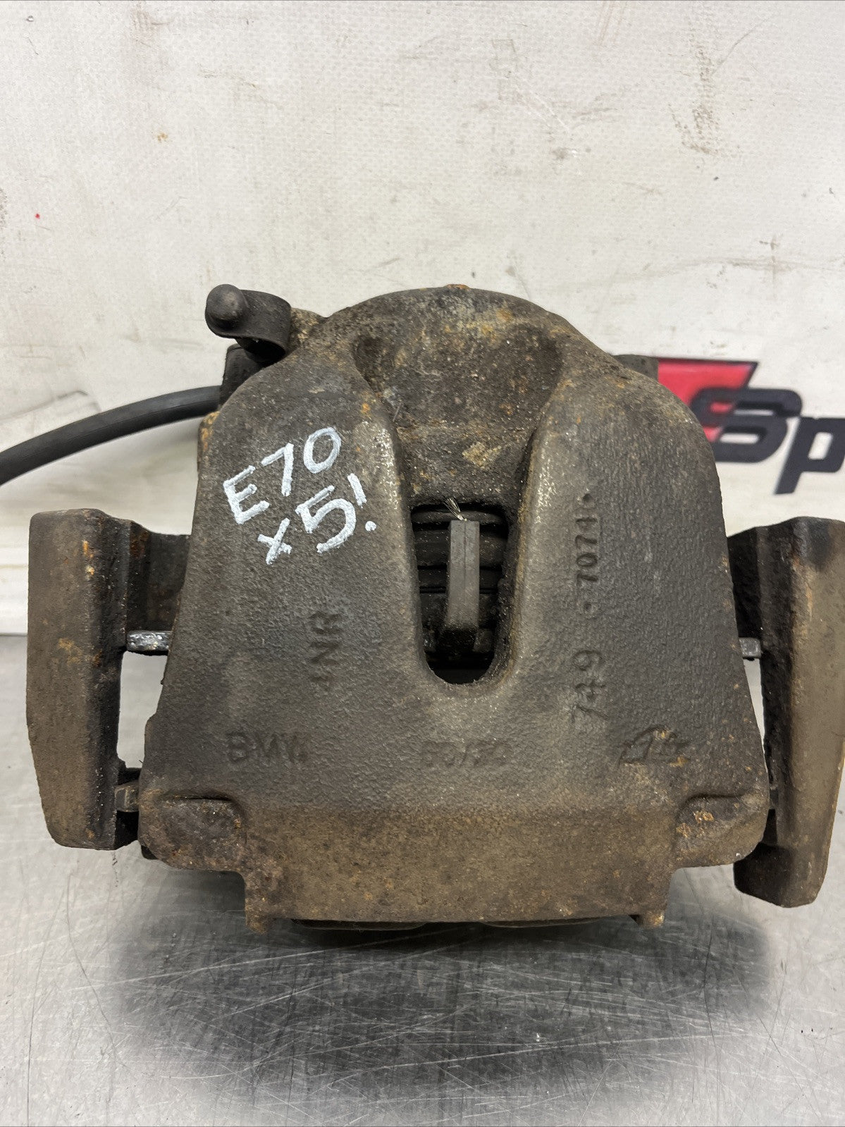 BMW X5 BRAKE CALIPER FRONT LEFT PASSENGER SIDE E70 2007 - 2009