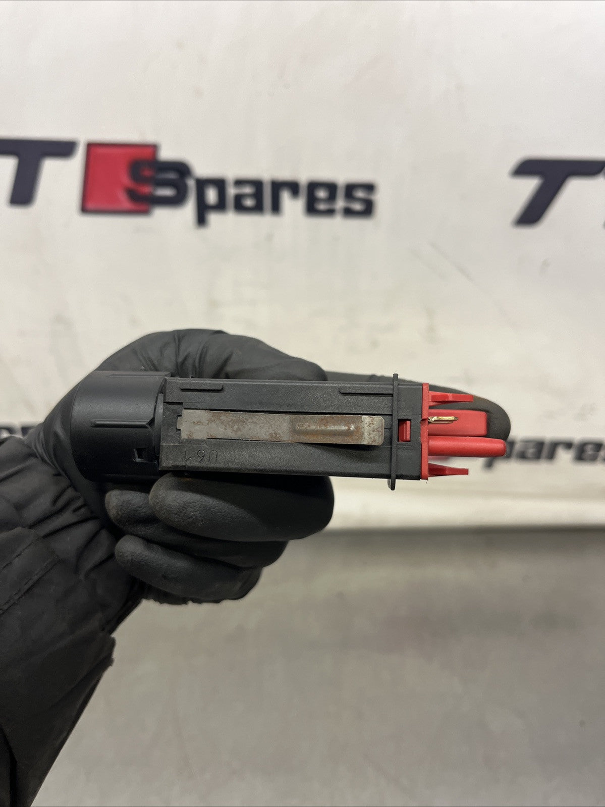 Audi TT Mk1 98-06 ESP switch 8n0927134 3 Months Warranty   Genuine