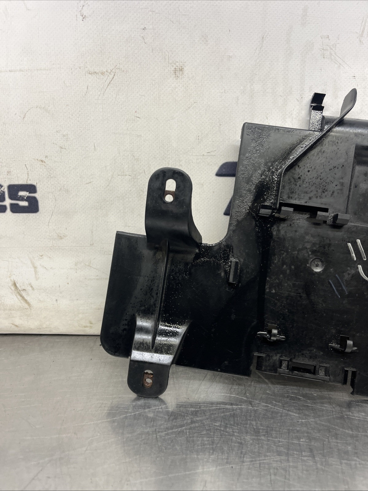 Audi TT Mk1 Coupe Battery Fuse Holder Tray Cover 8N0937557, Clips Intact, Rare