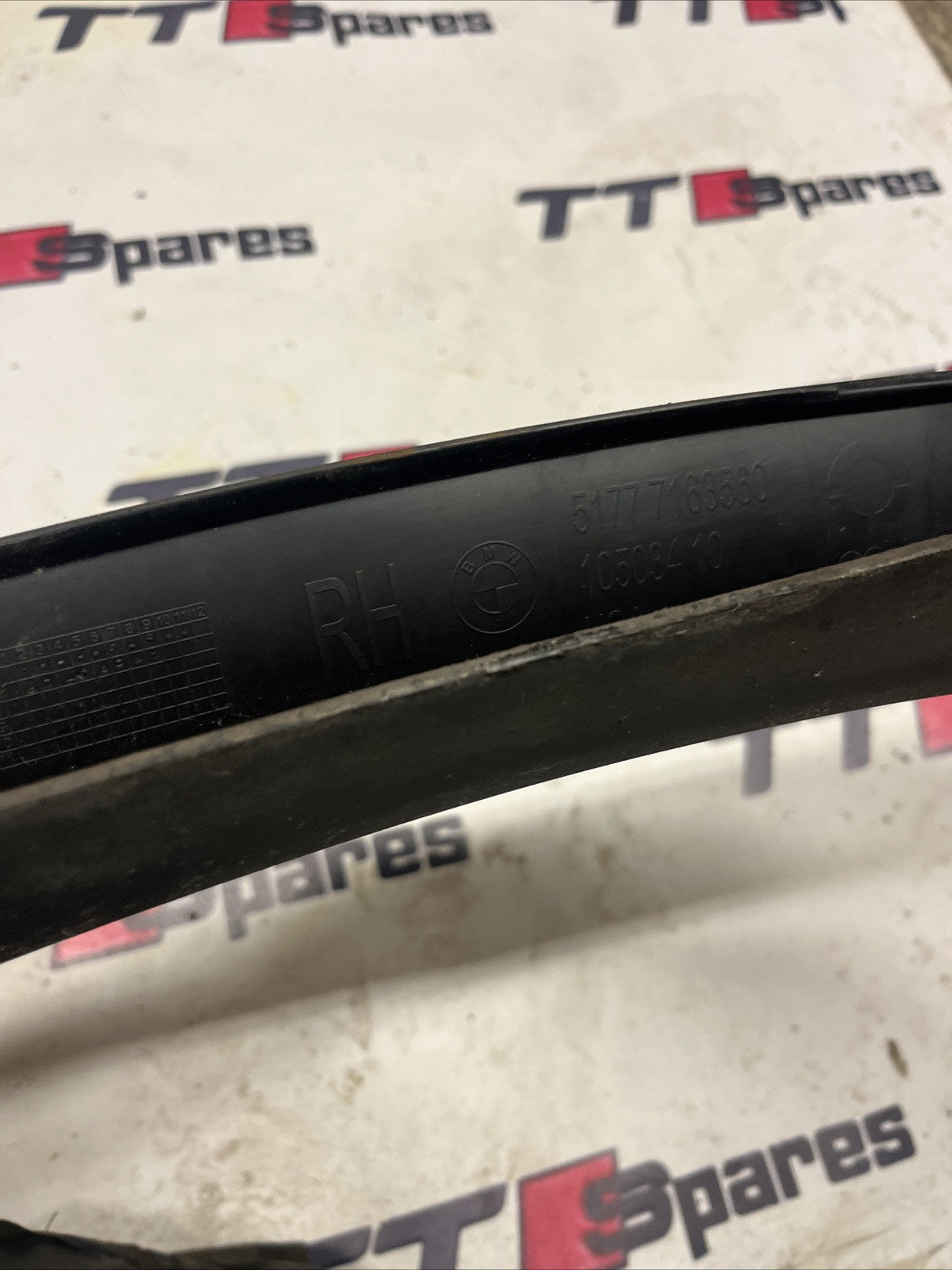 BMW X5 WHEEL ARCH TRIM REAR RIGHT DRIVER SIDE 7163560 E70 2007 - 2009