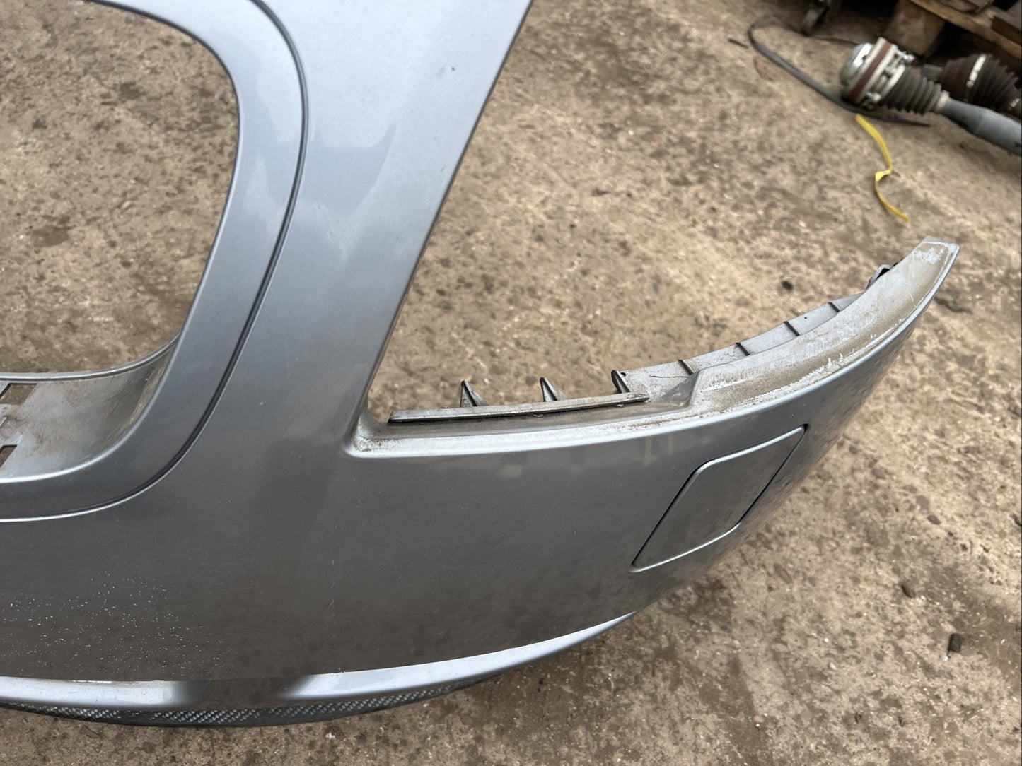 GENUINE AUDI TT MK1 1998-2006 FRONT BUMPER 8N0807111MX AVUS SILVER