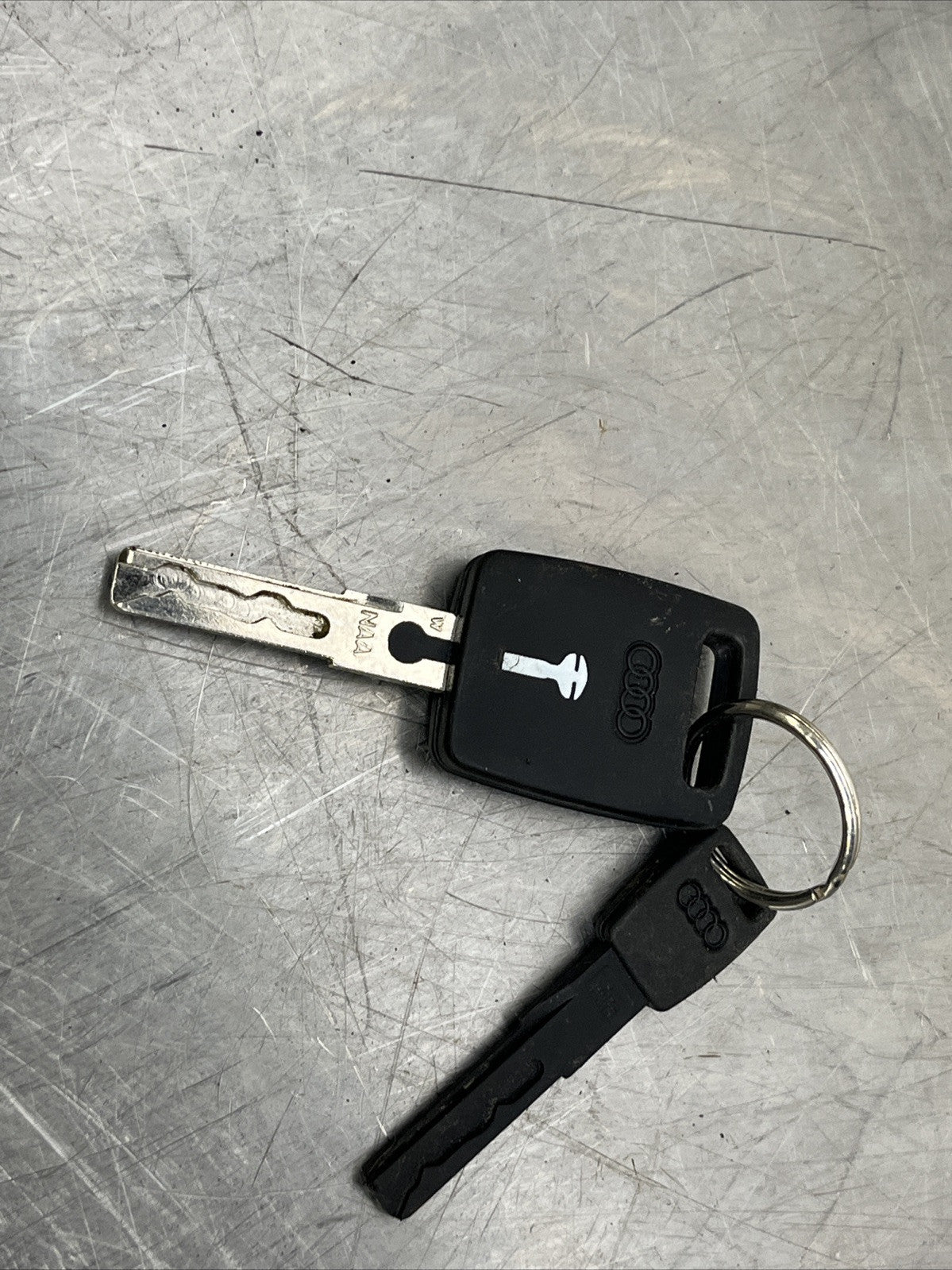 Audi TT Mk1 Genuine OEM Valet Key Plastic And Metal