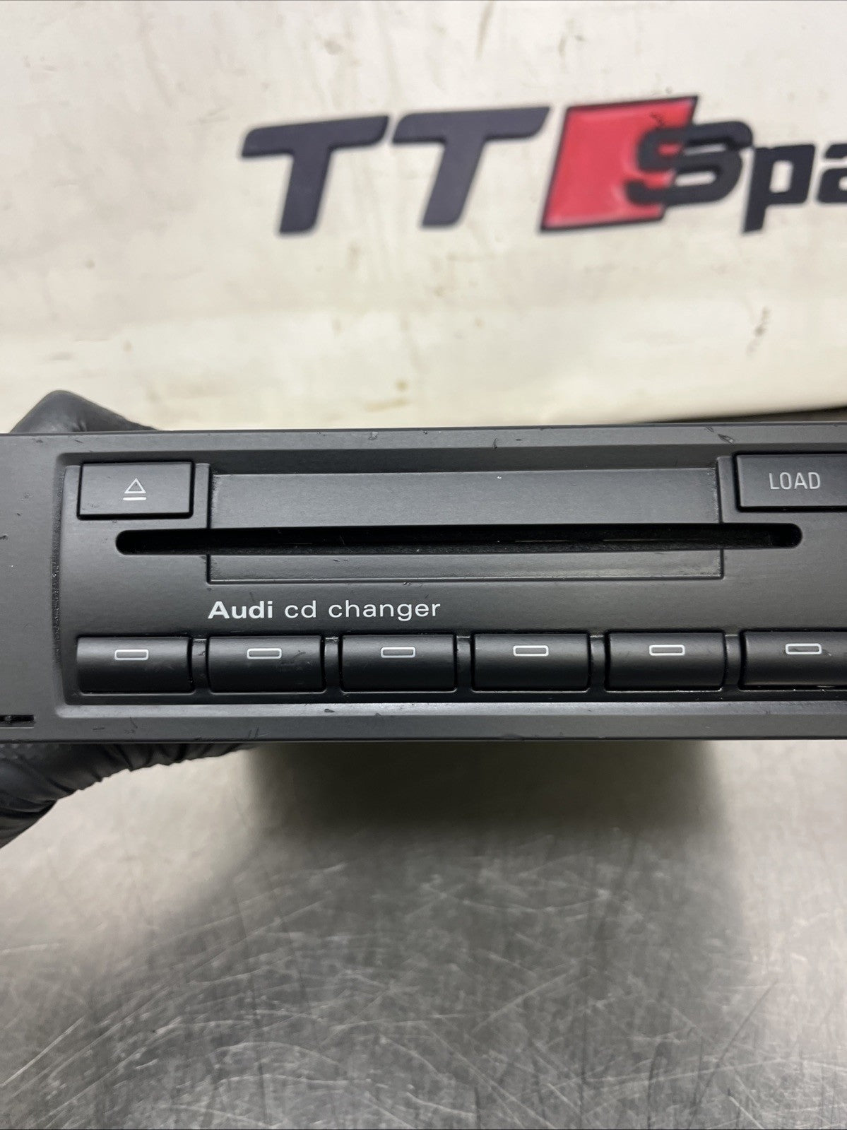 AUDI R8 2008 CD CHANGER 6 DISC PLAYER HEAD UNIT 8E0035111D AUDI A4 A5 A6