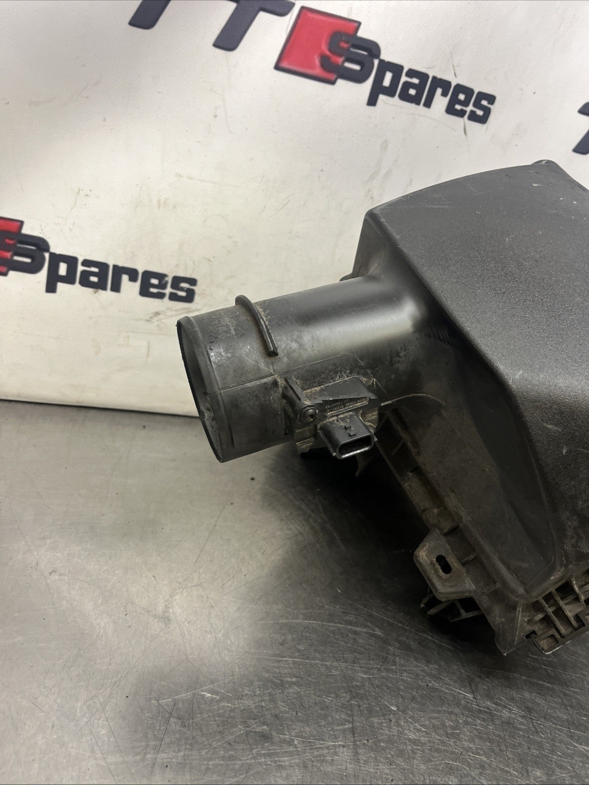 Vauxhall Vivaro Air Filter Box 1.6 CDTi Diesel 88kW (120 HP) 93867738 165009078R