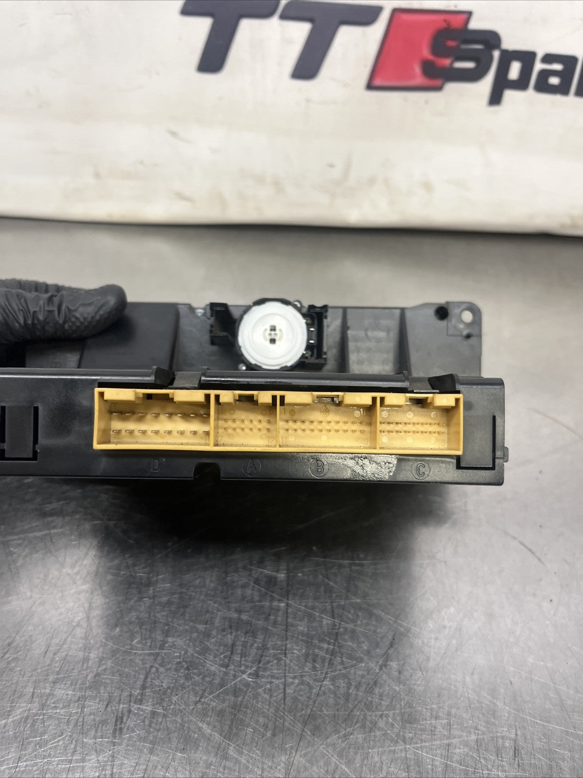 AUDI TT MK1 HEATER CLIMATE CONTROL PANEL 8N0820043A (NO KNOB COVERS)