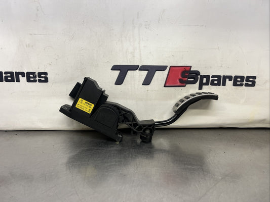 Audi TT 8N  6 Speed Automatic Accelerator Pedal 8N2723503B