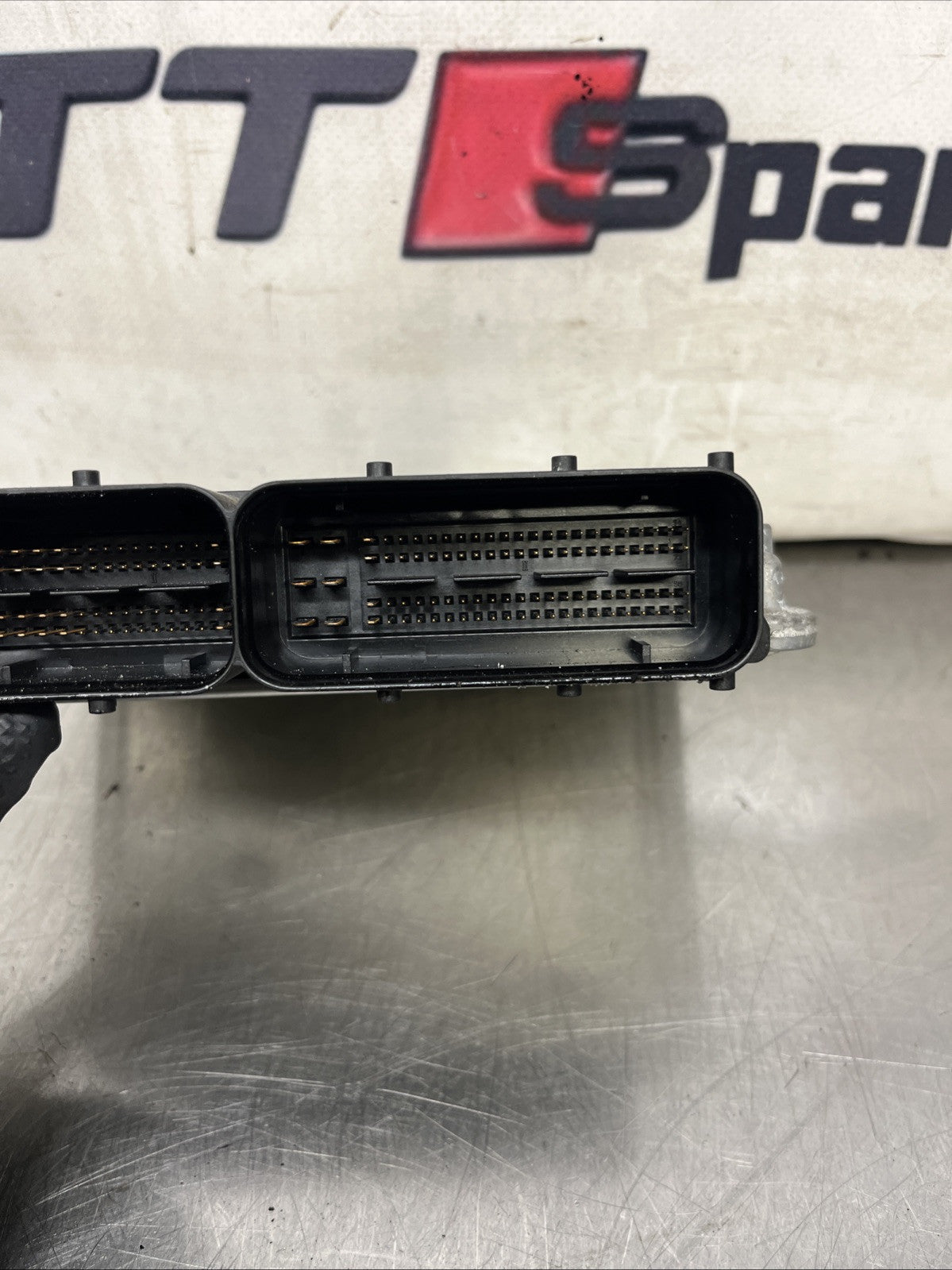 Control unit ECU for engine engine control unit VW Touran 1T3 10-15 TDI 2.0 103K