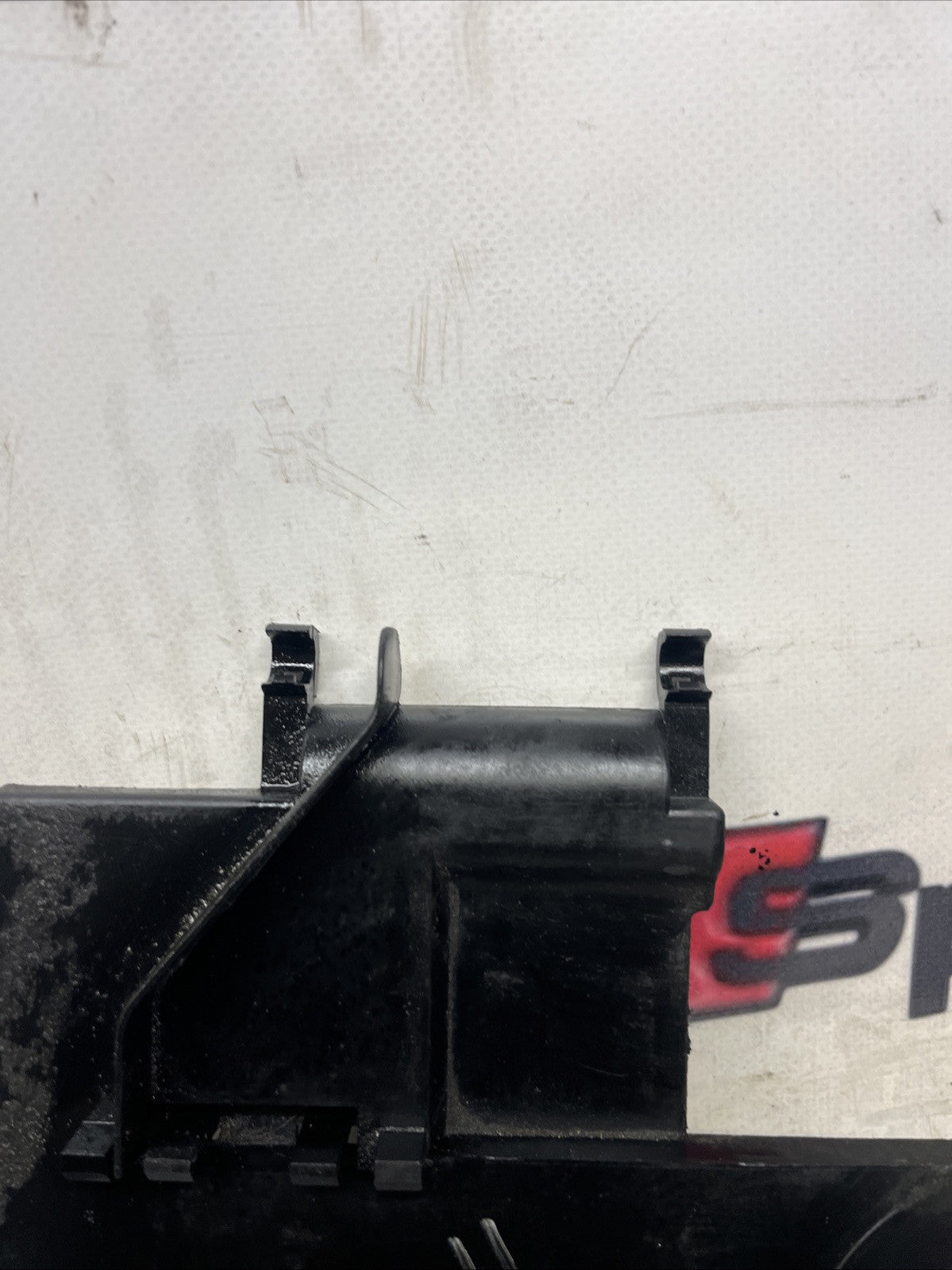 Audi TT Mk1 Coupe Battery Fuse Holder Tray Cover 8N0937557, Clips Intact, Rare