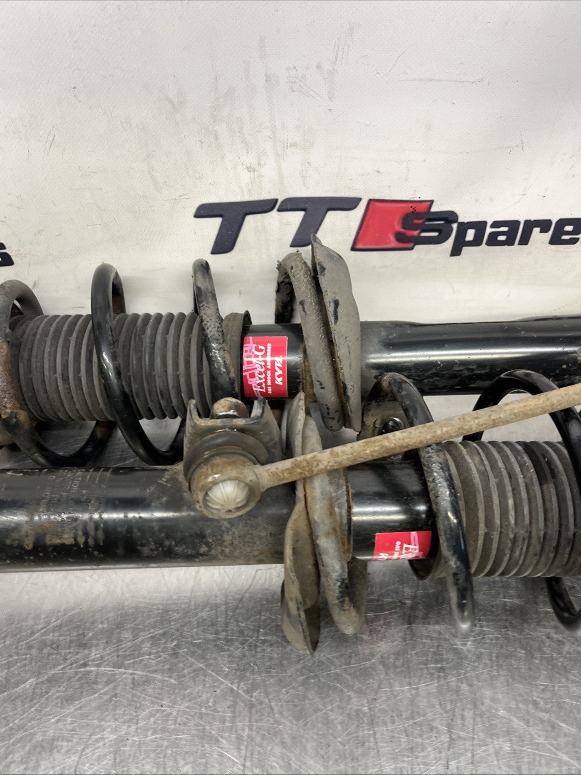 VOLKSWAGEN TOURAN SHOCK ABSORBER FRONT PAIR SET