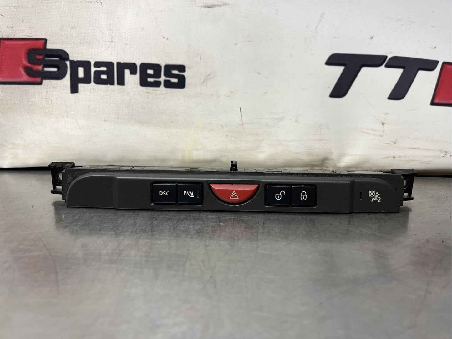 2006 LAND ROVER DISCOVERY 3 HAZARD SWITCH PANEL YUL500400WUX