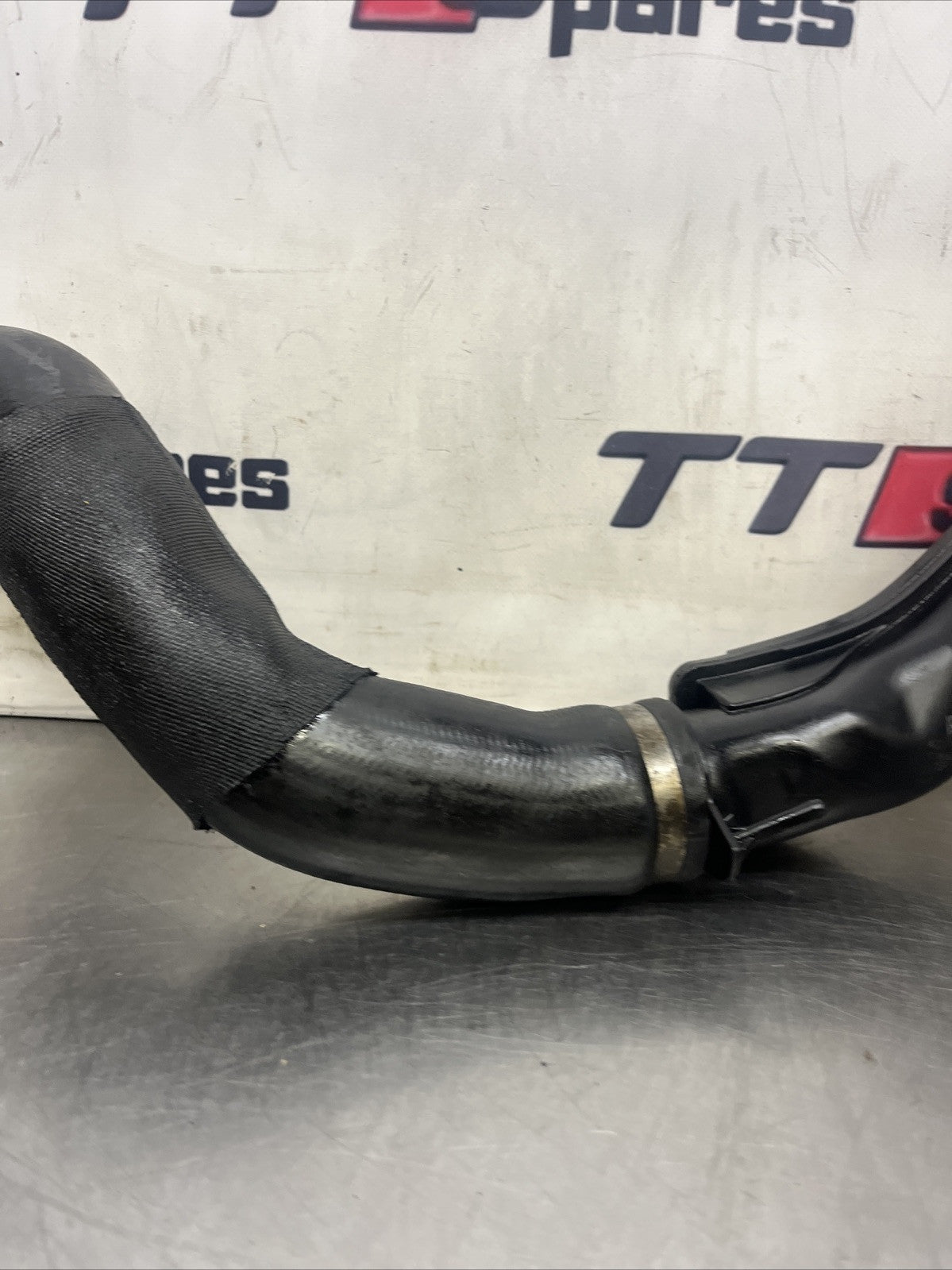 BMW E70 30DX 40DX INTERCOOLER HOSE PIPE 4737106