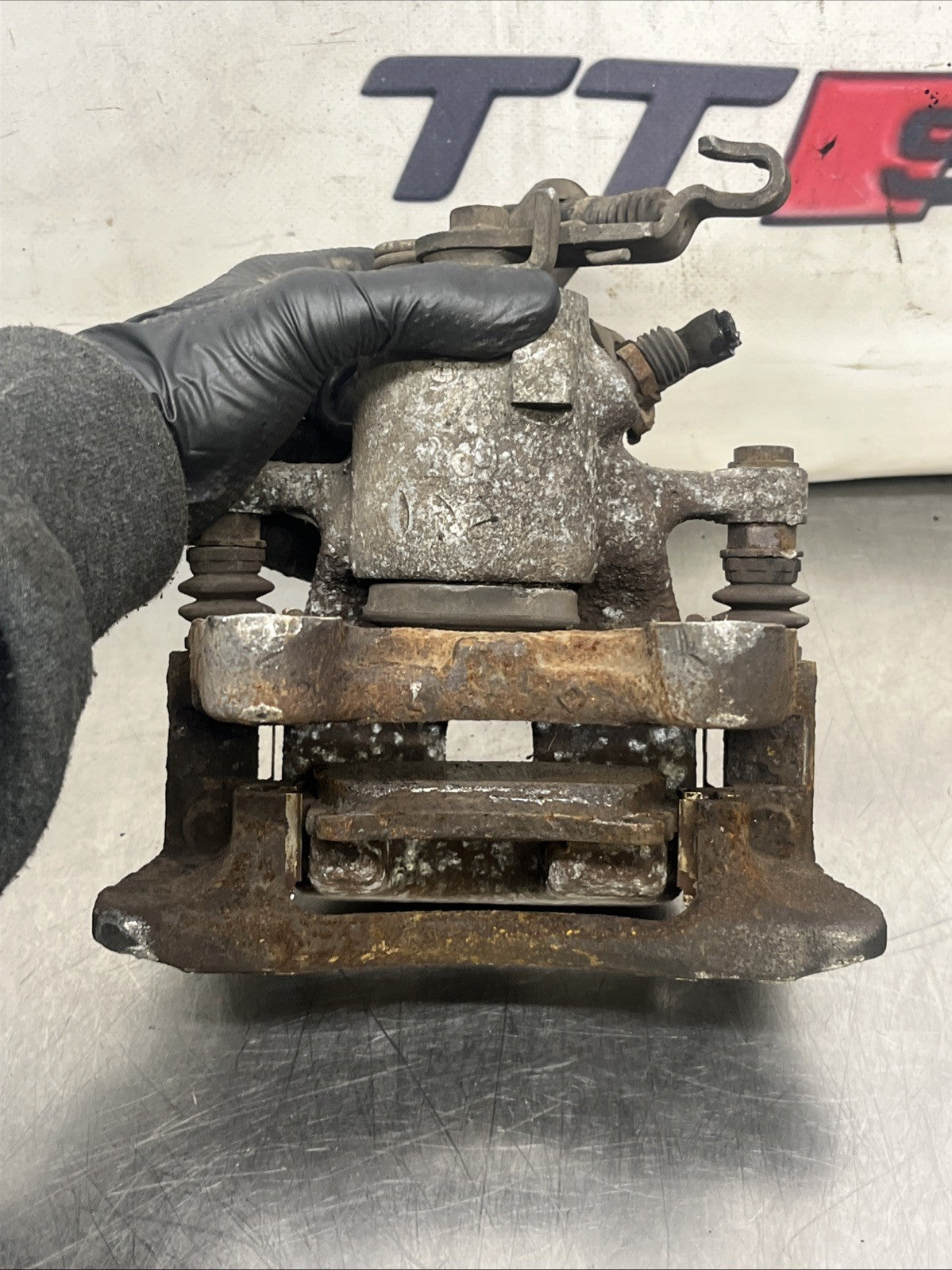 AUDI TT MK2 QUATTRO 2.0 TDI 2008-2015 DRIVER SIDE REAR BRAKE CALIPER