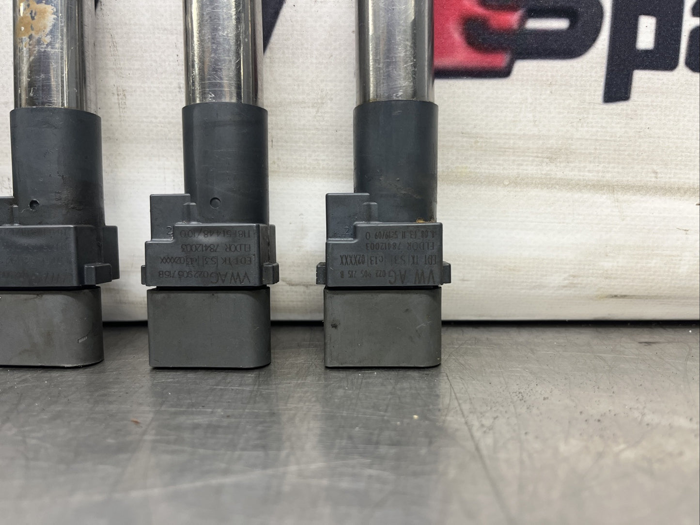 Audi TT V6 Quattro 2004 3.2 petrol ignition coil pack x4 set 0986221051 GENUINE